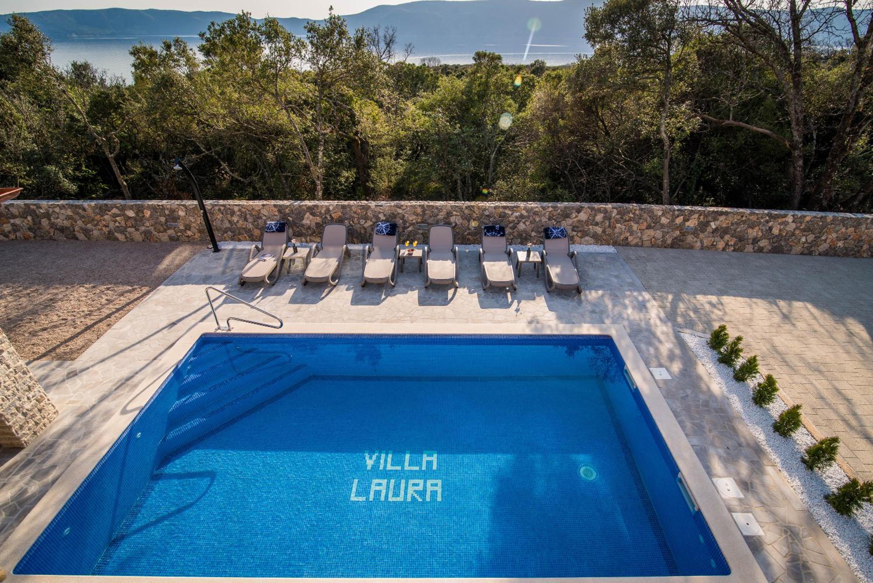 Three-Bedroom Villa photo 3