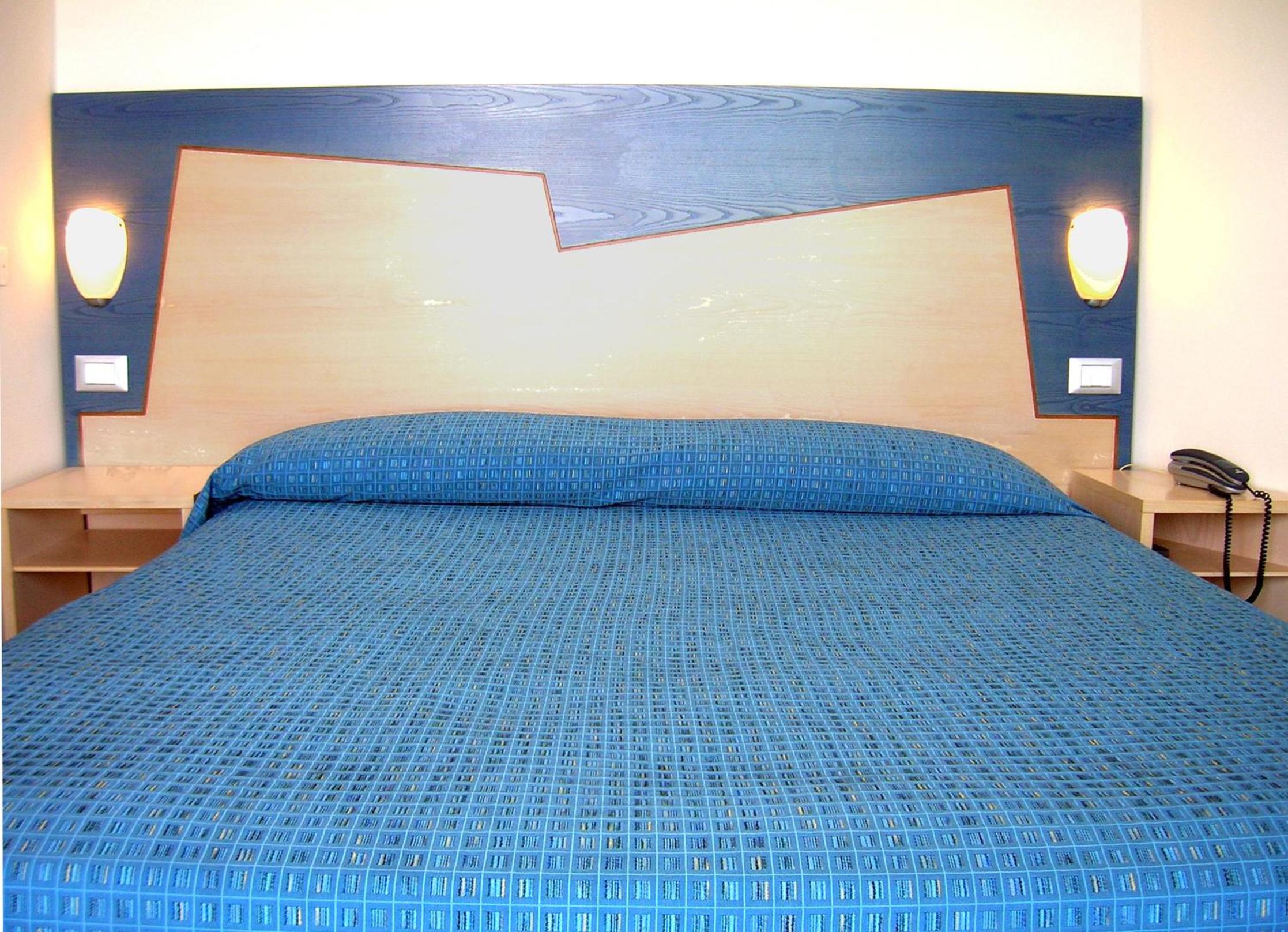 Family Room (2 Adults + 1 Child) with Sea View - Photo 3