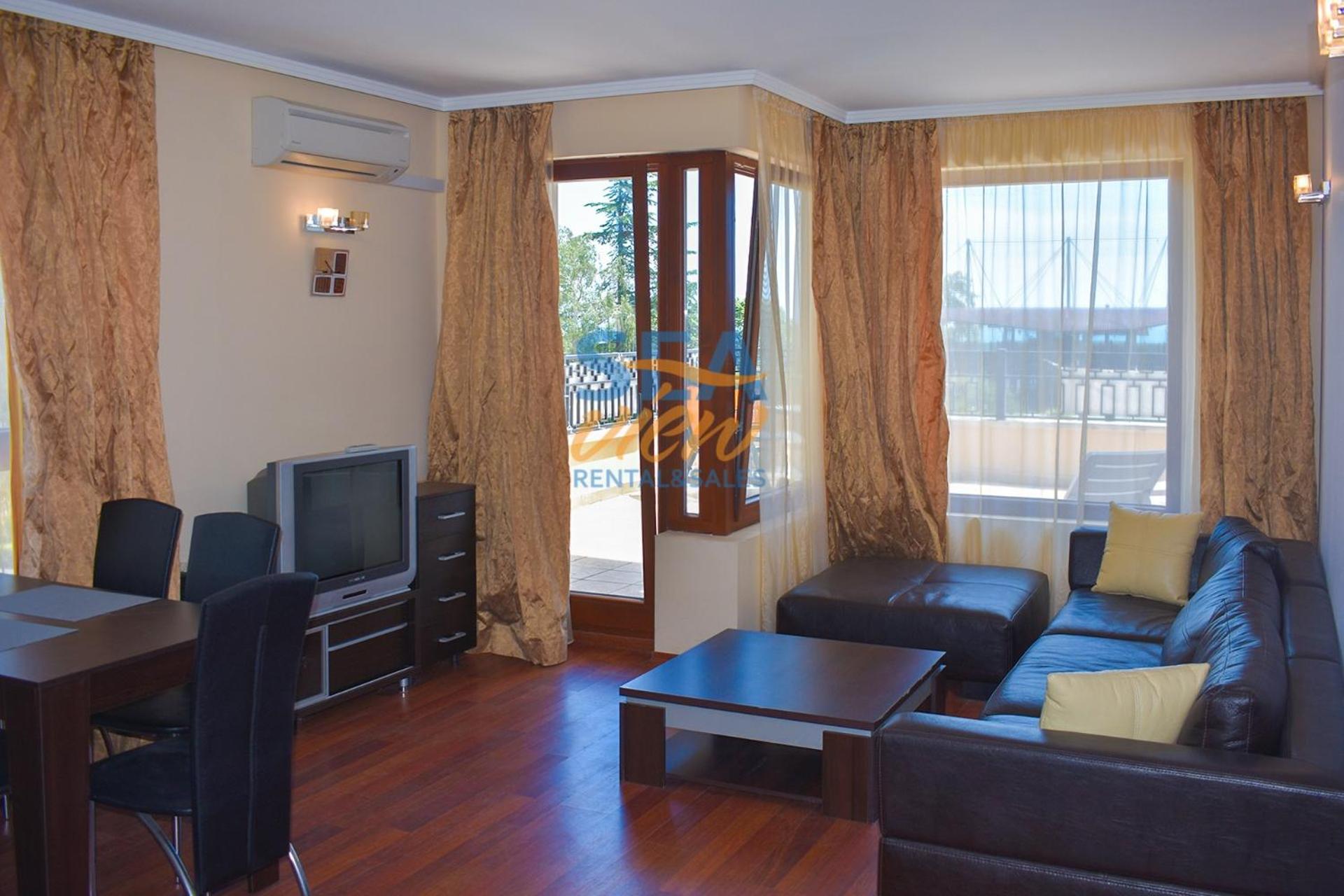 Apartment with Terrace and Sea View photo 1