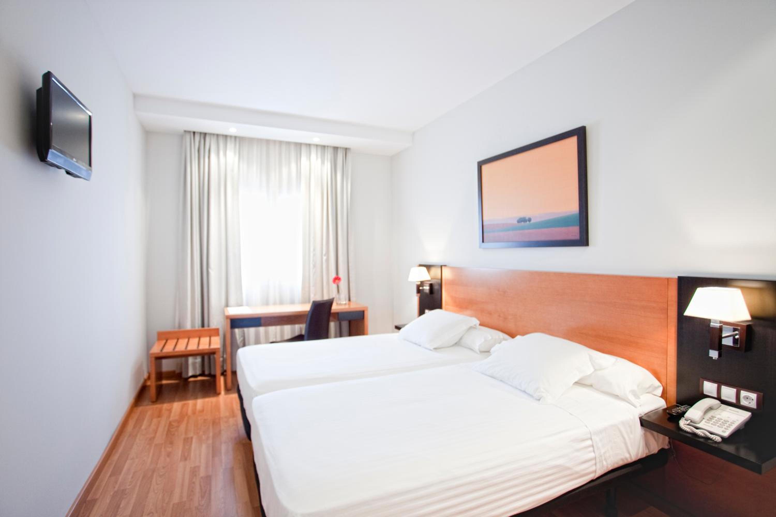 Double or Twin Room - Photo 1