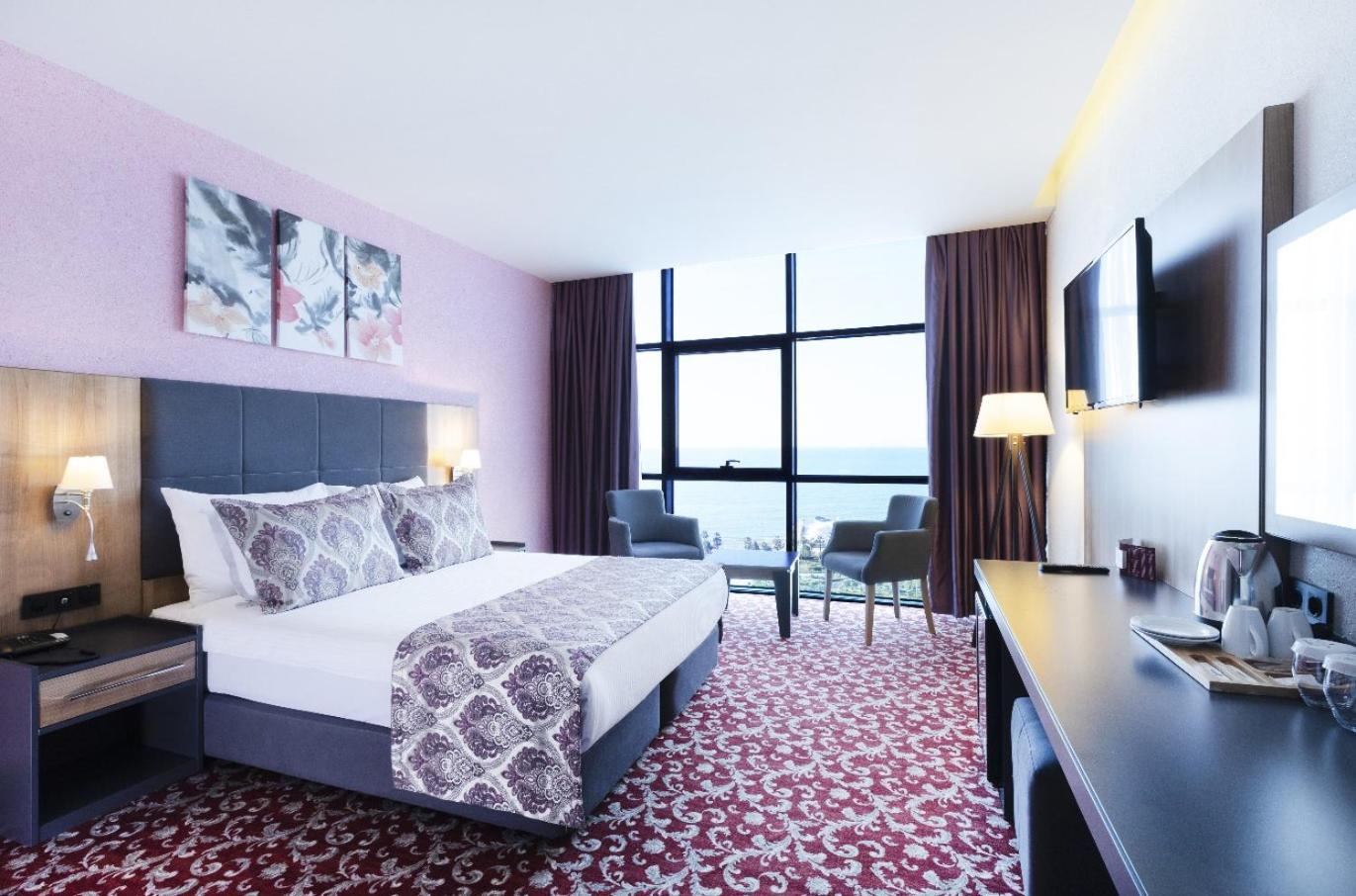 Standard King Room