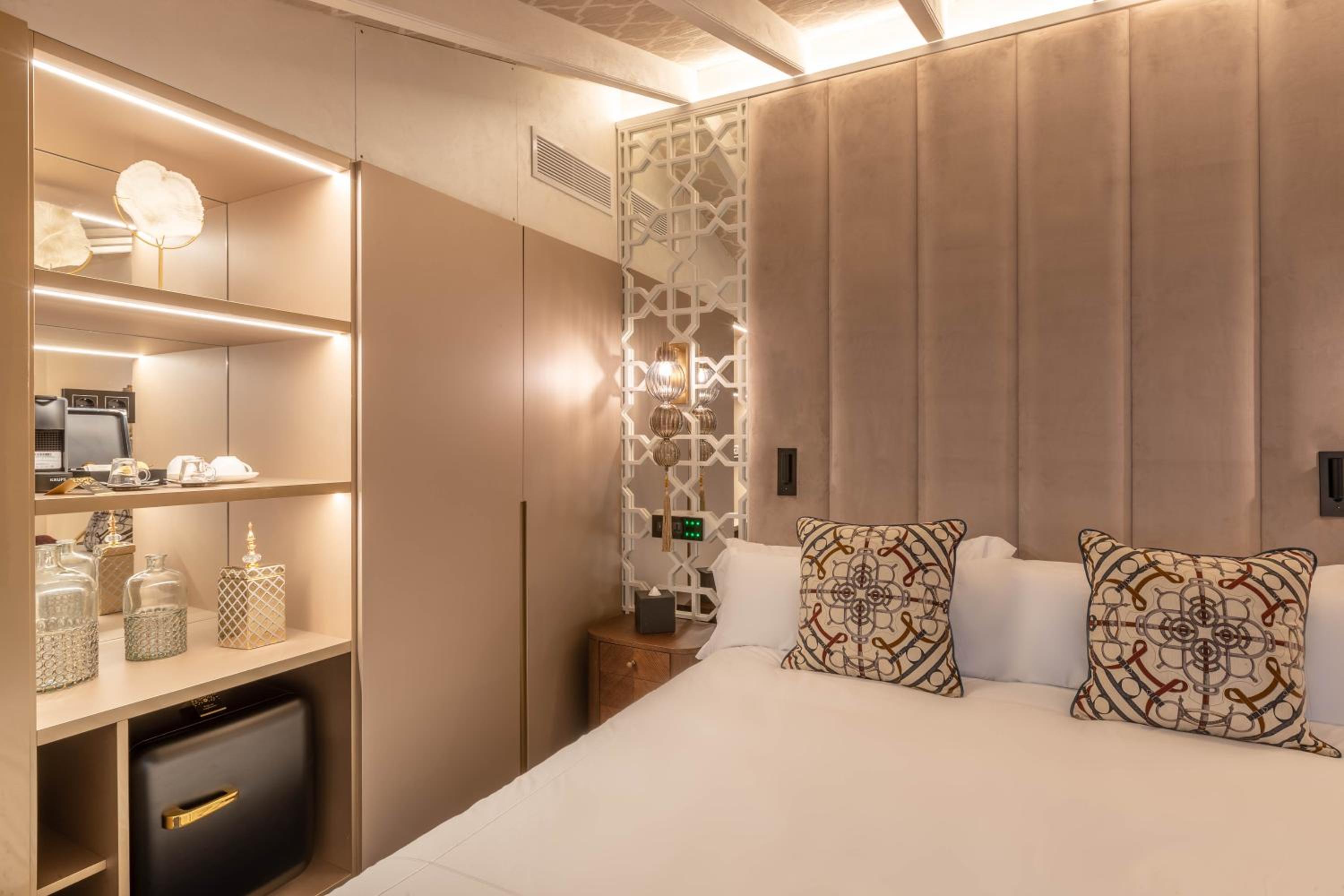 Superior Deluxe Room
