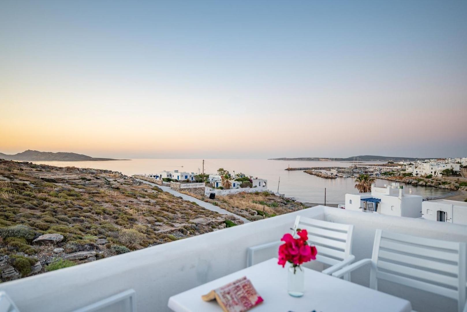 Apartment with Panoramic Pool and Sea View - Photo 12