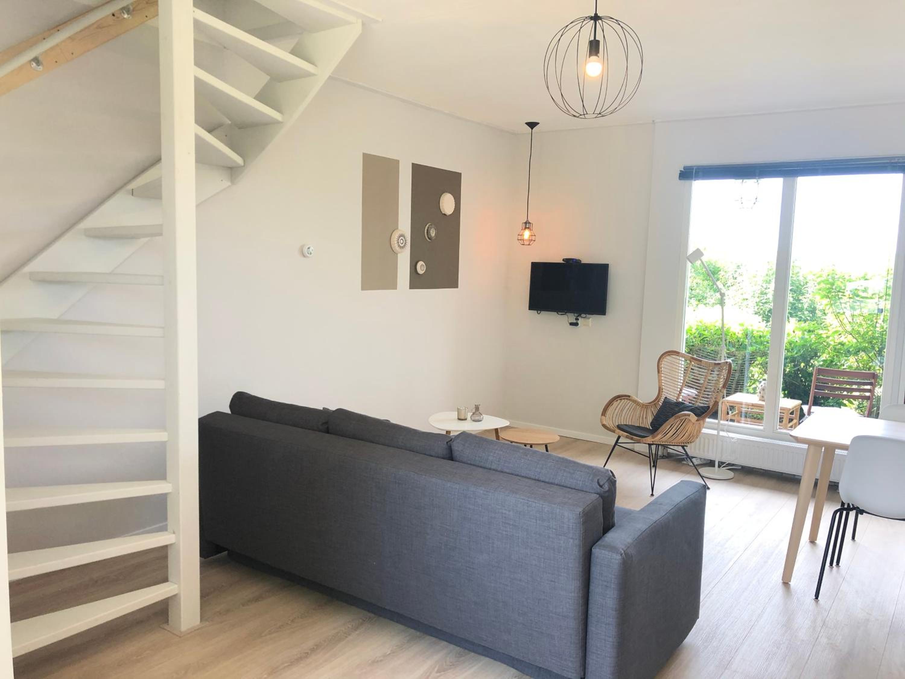 One-Bedroom House photo 1