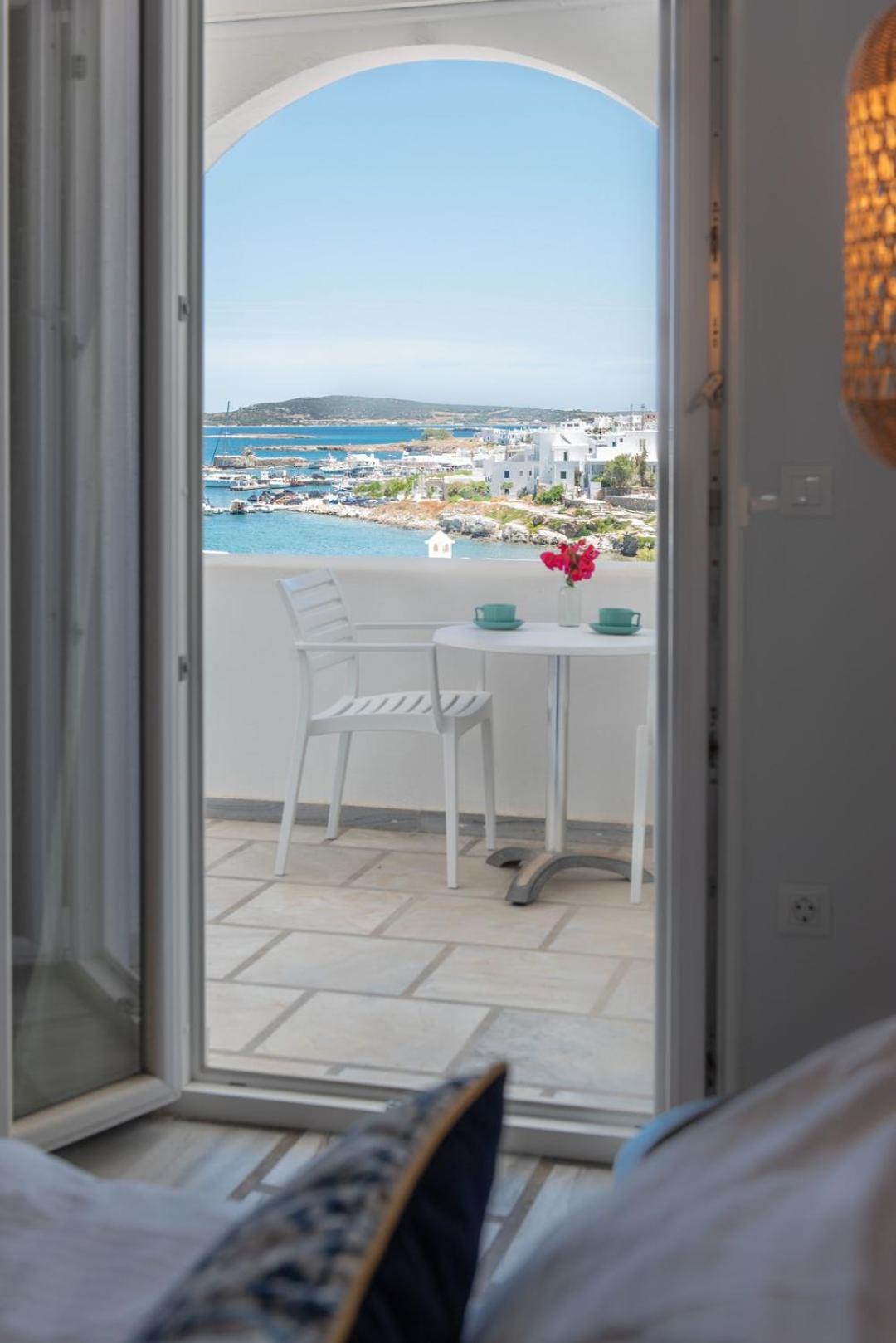 Room with Panoramic Sea View - Photo 16
