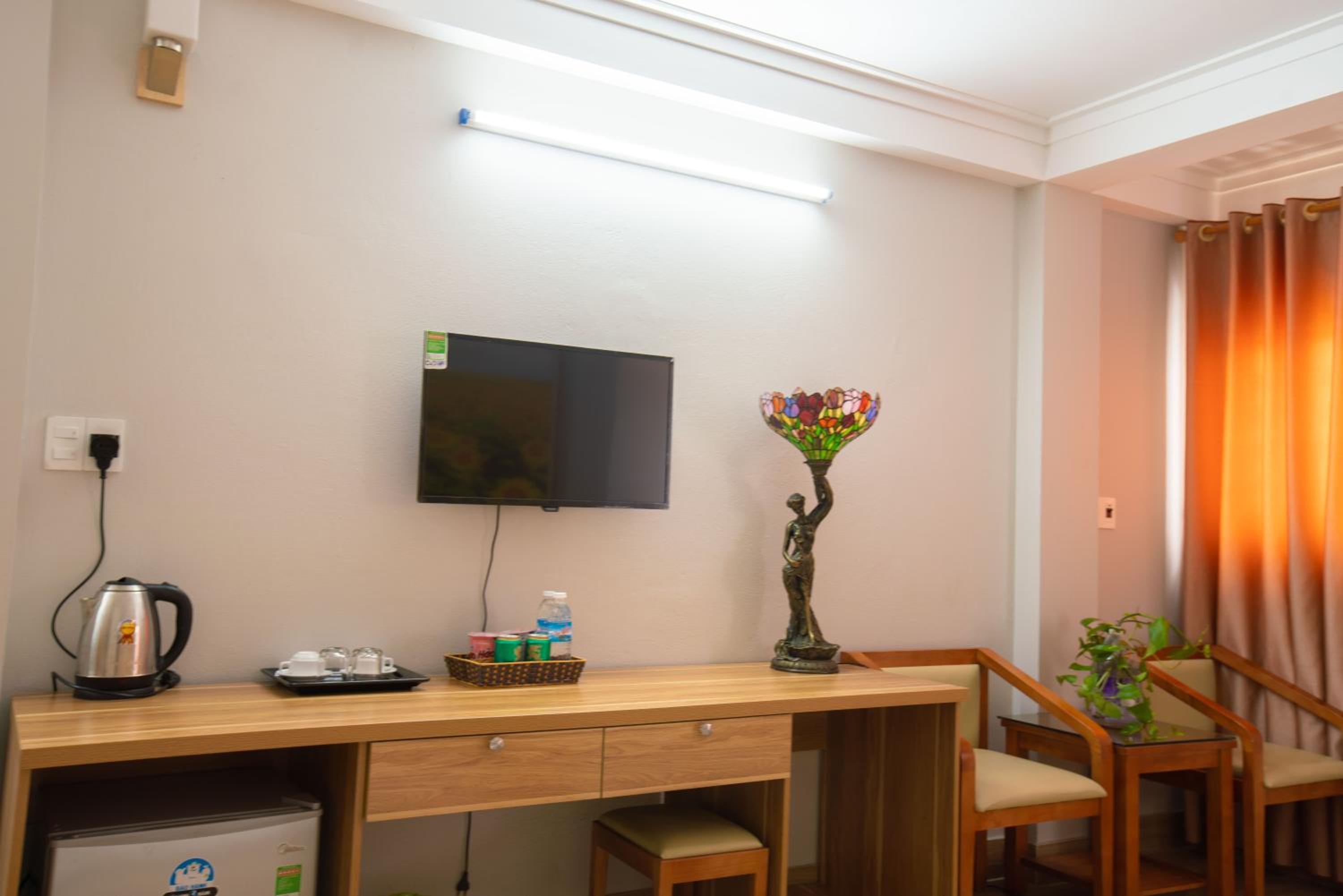 Standard Double Room - Photo 8