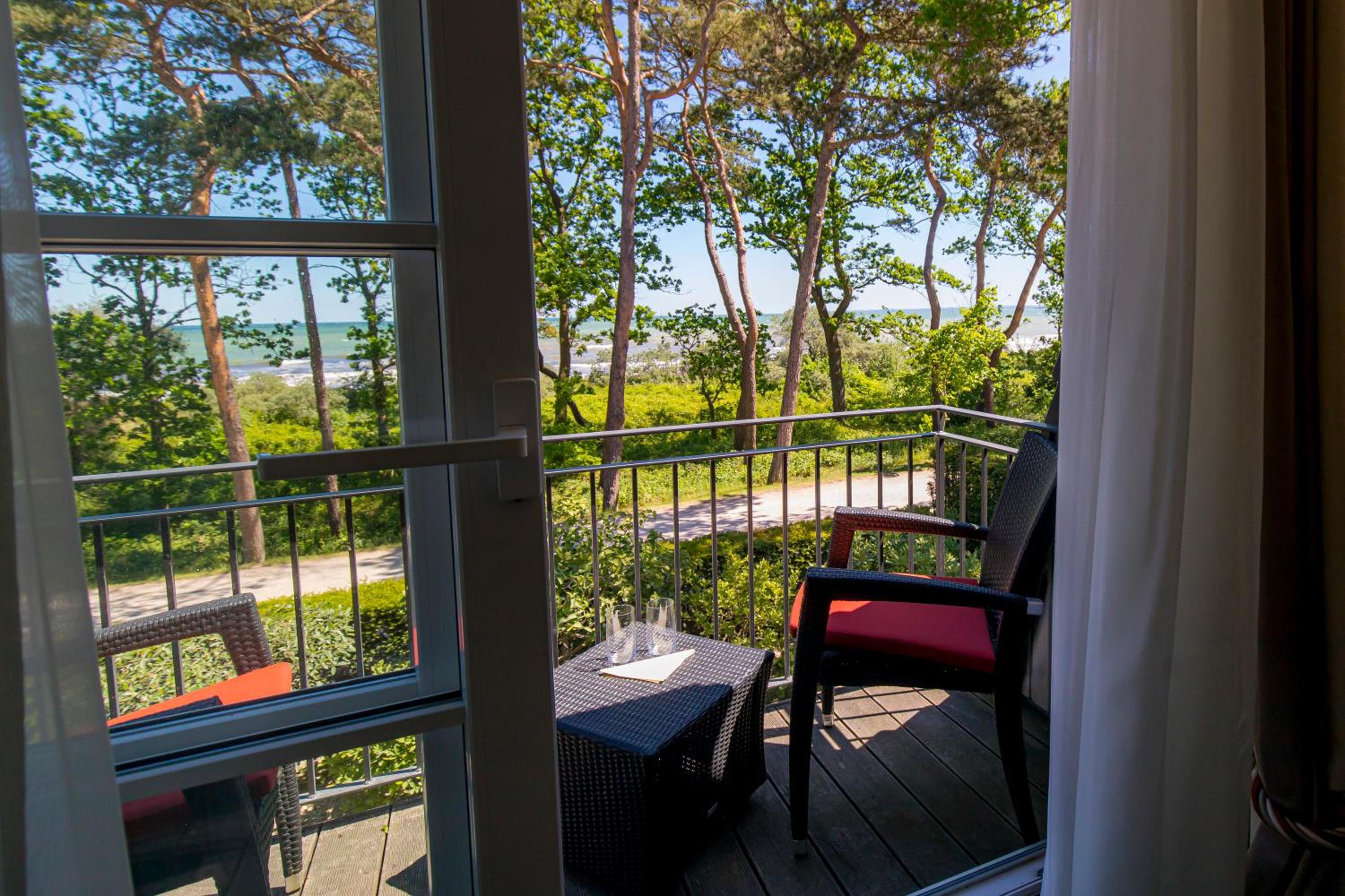 Deluxe Double Room with Balcony and Sea View - 7 photo 3