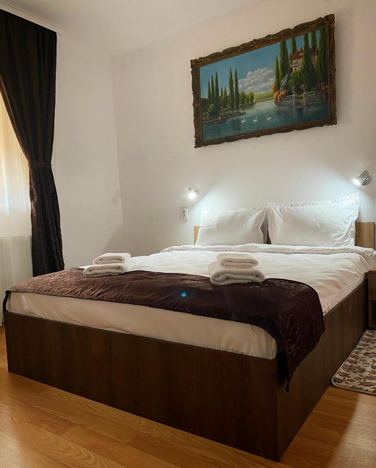 Deluxe Room - Photo 17