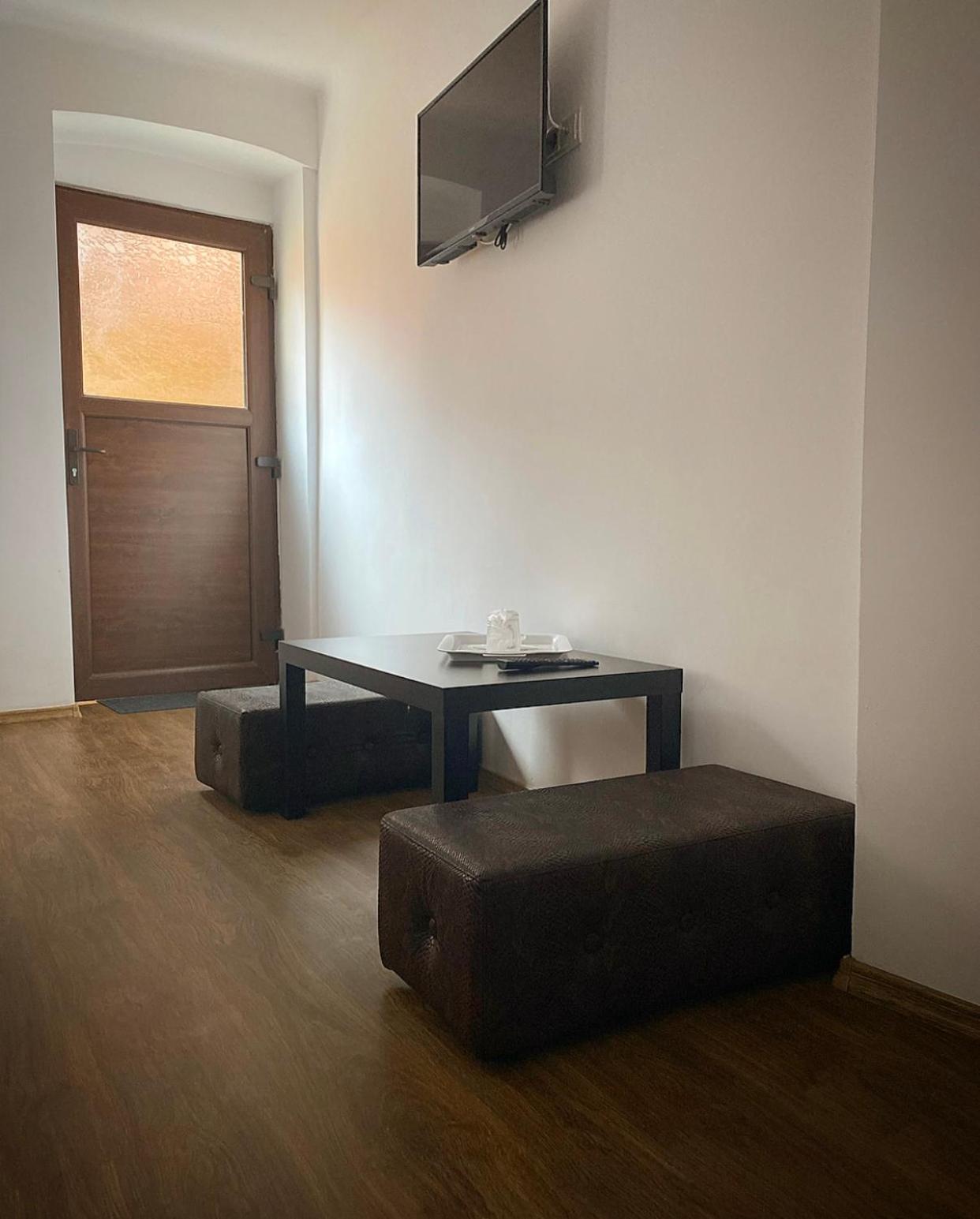 Deluxe Room - Photo 15