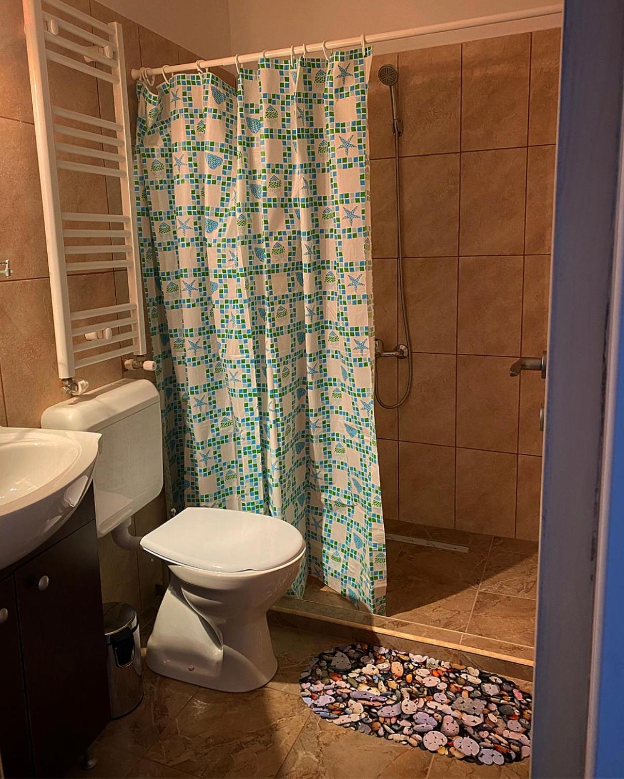 Deluxe Room - Photo 14