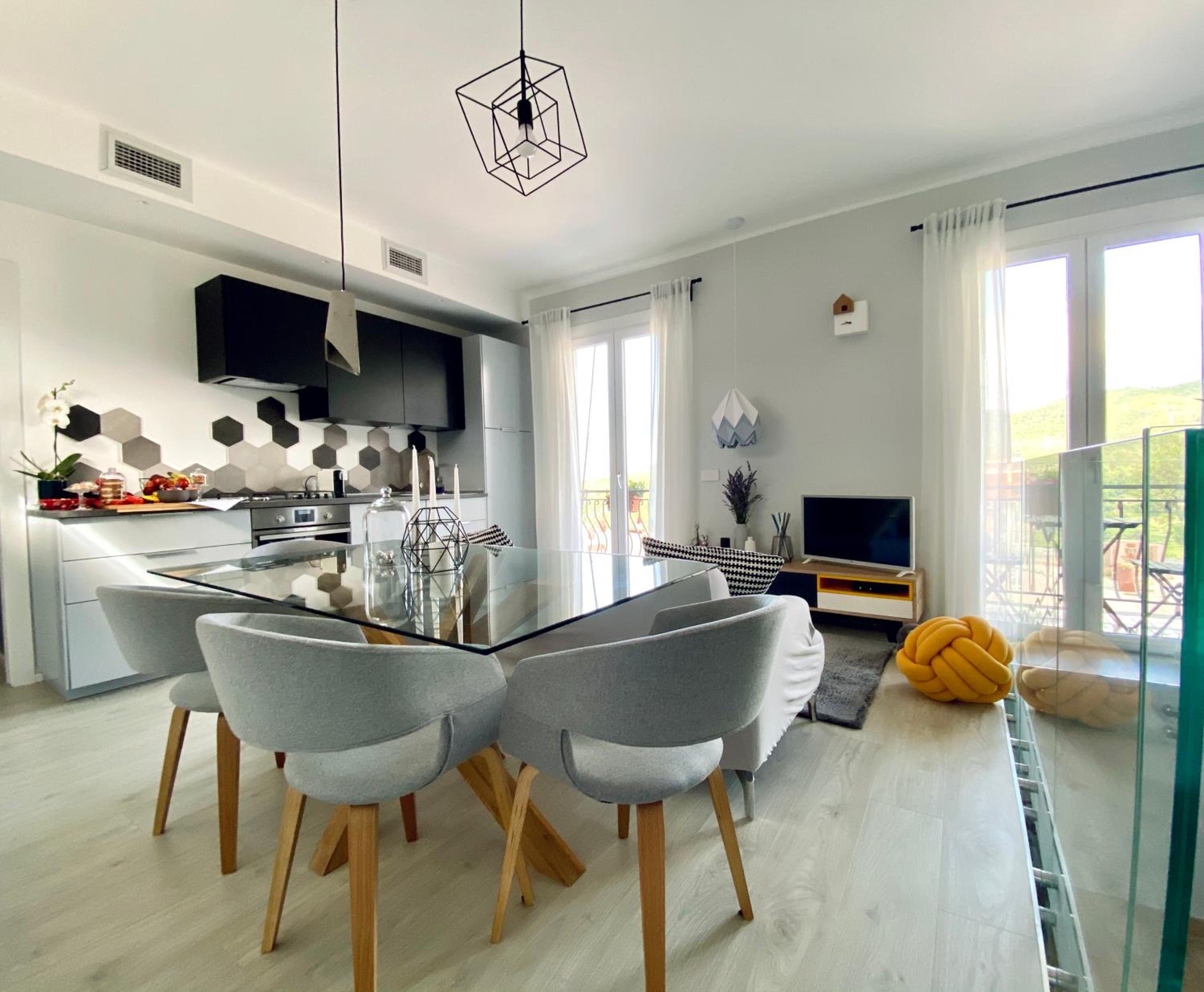 Two-Bedroom Apartment - Photo 3