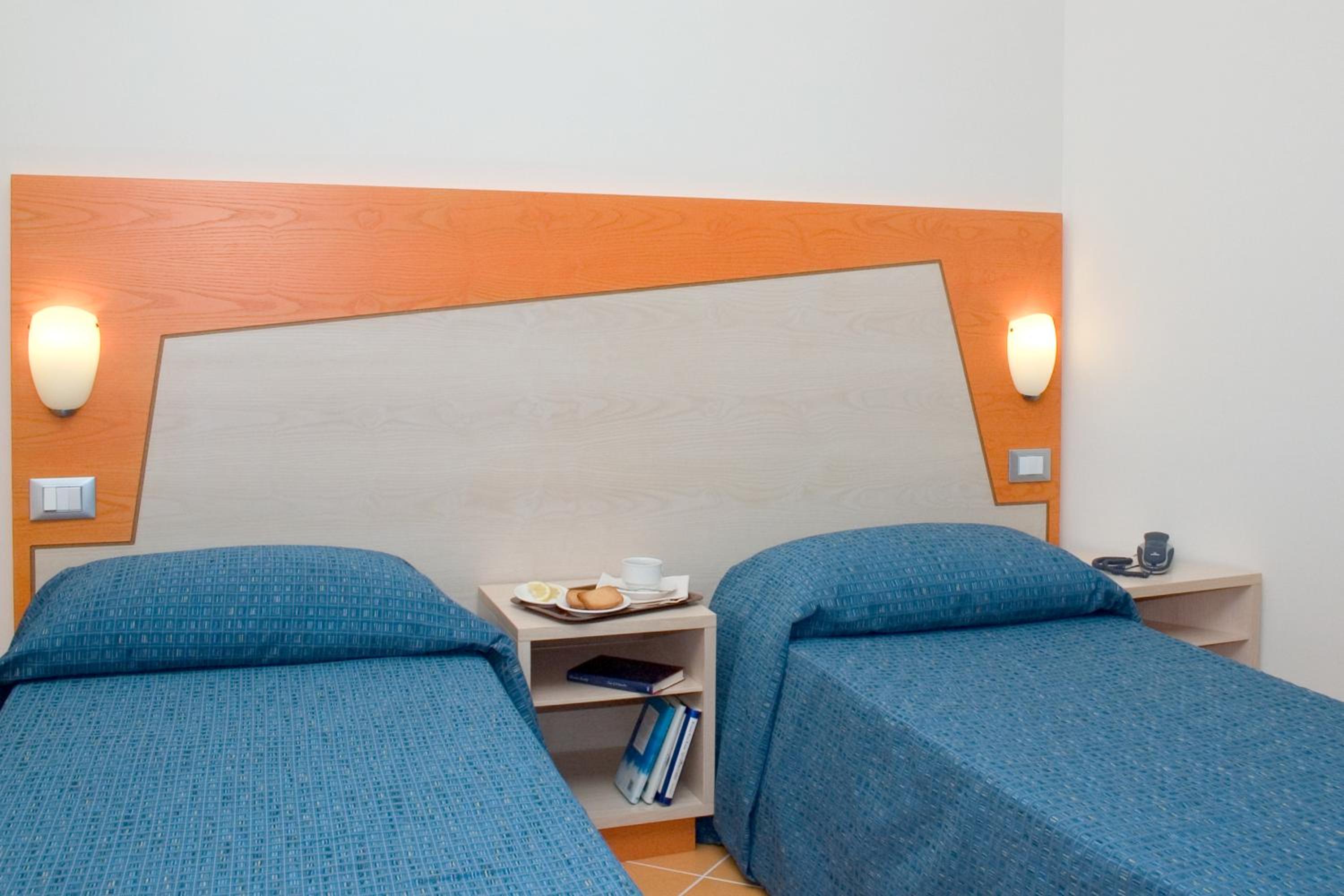 Double Room - Photo 4