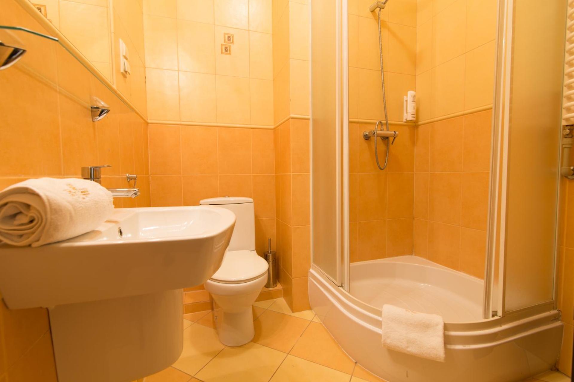 Apartment - Photo 11