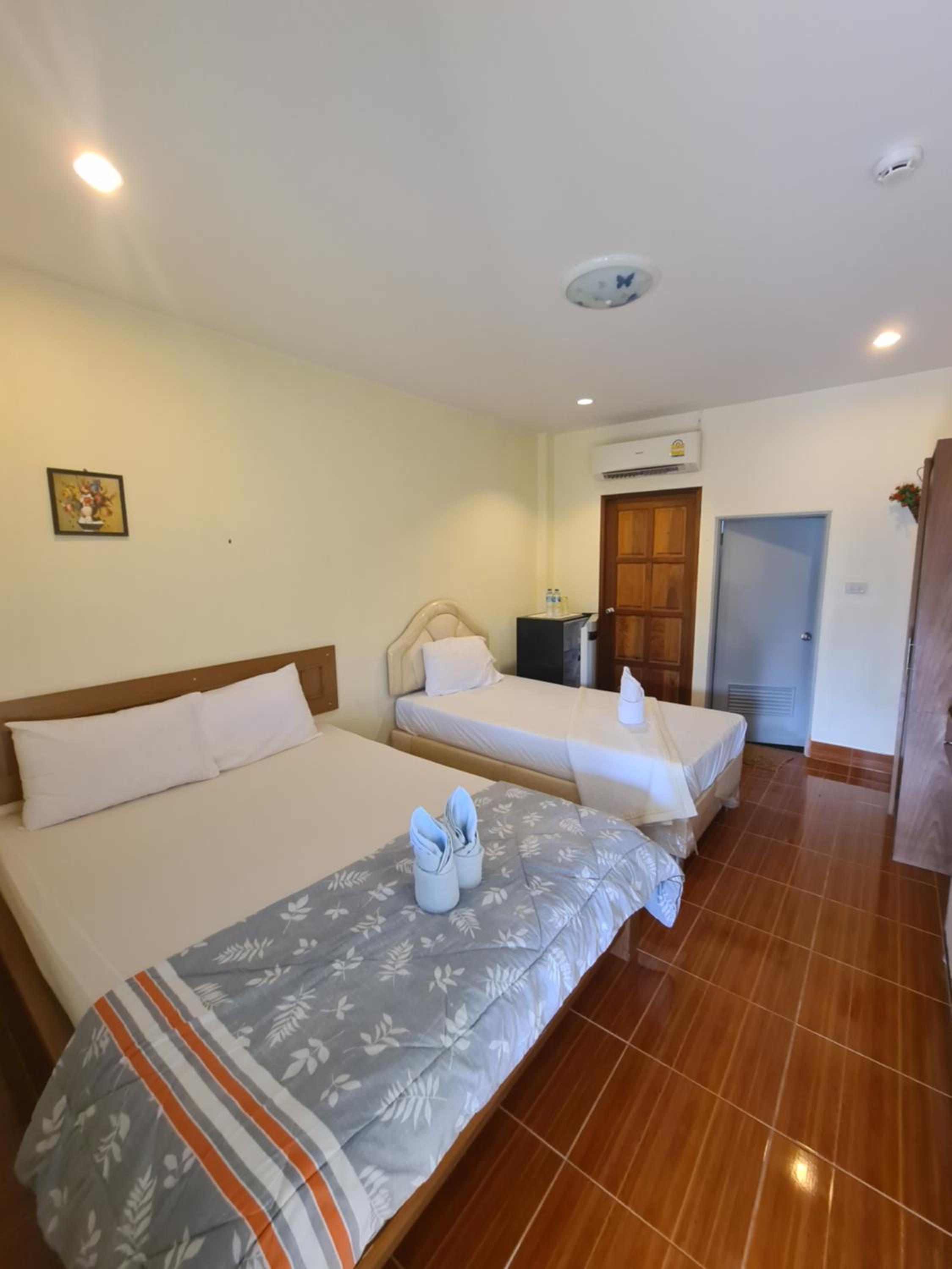 Comfort Triple Room