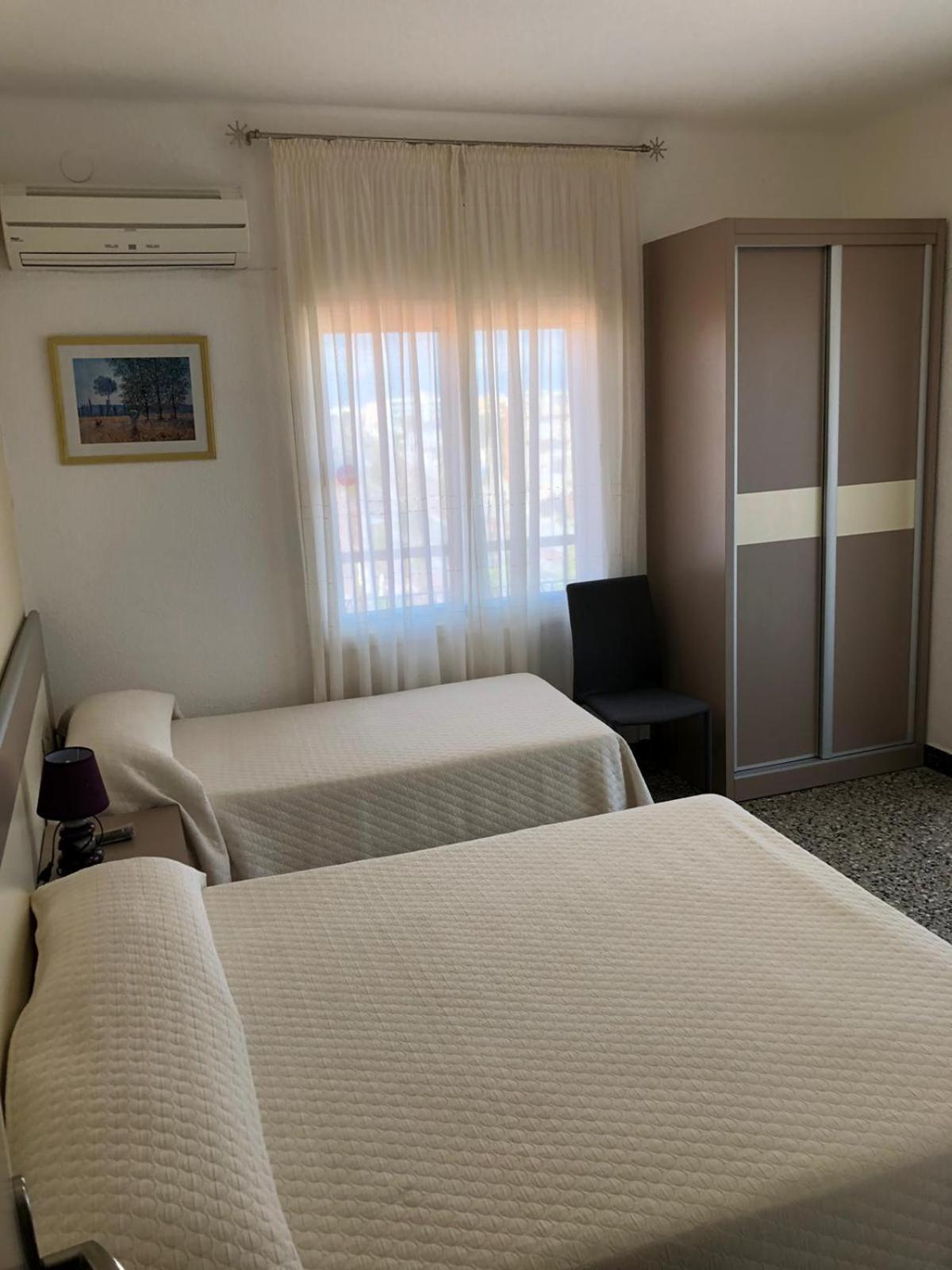 Habitación Triple con Baño Privado