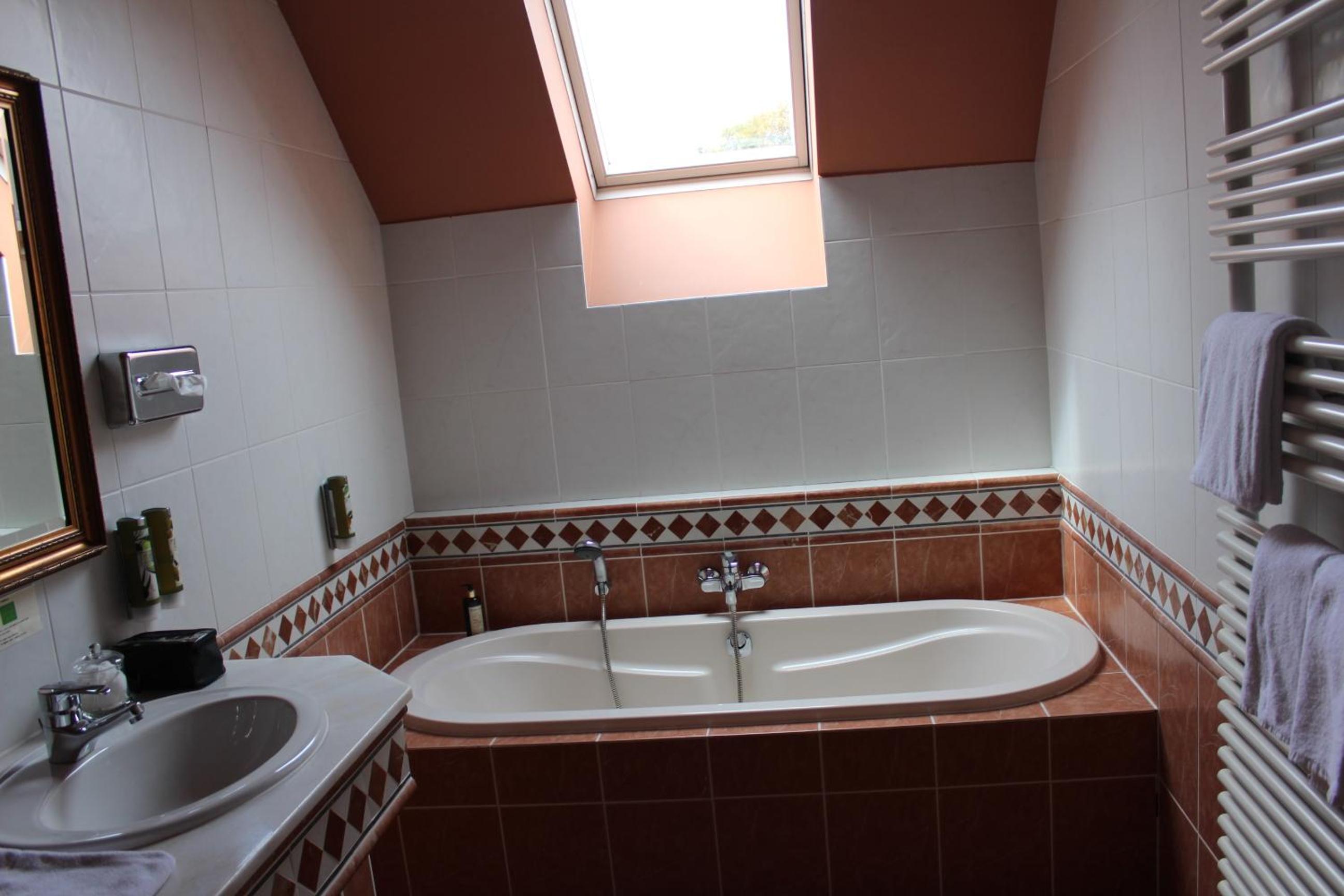 Deluxe Double Room - Photo 4