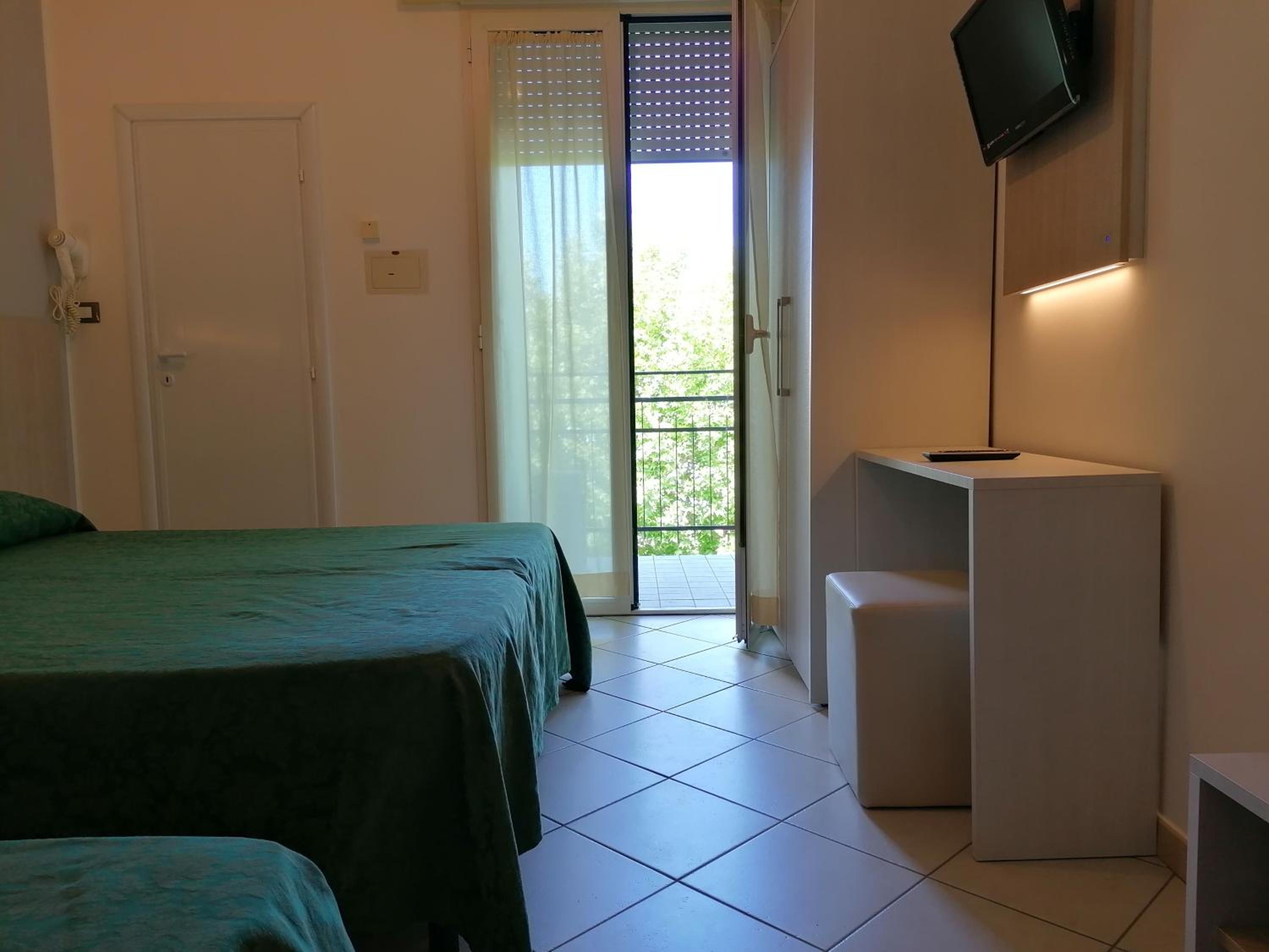 Classic Triple Room
