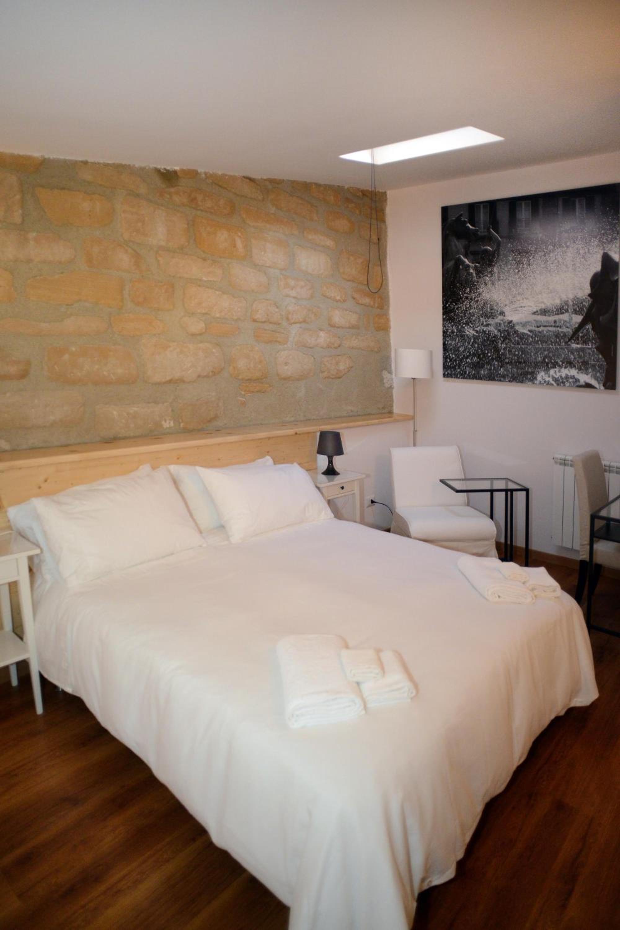 Superior Double Room - Photo 2