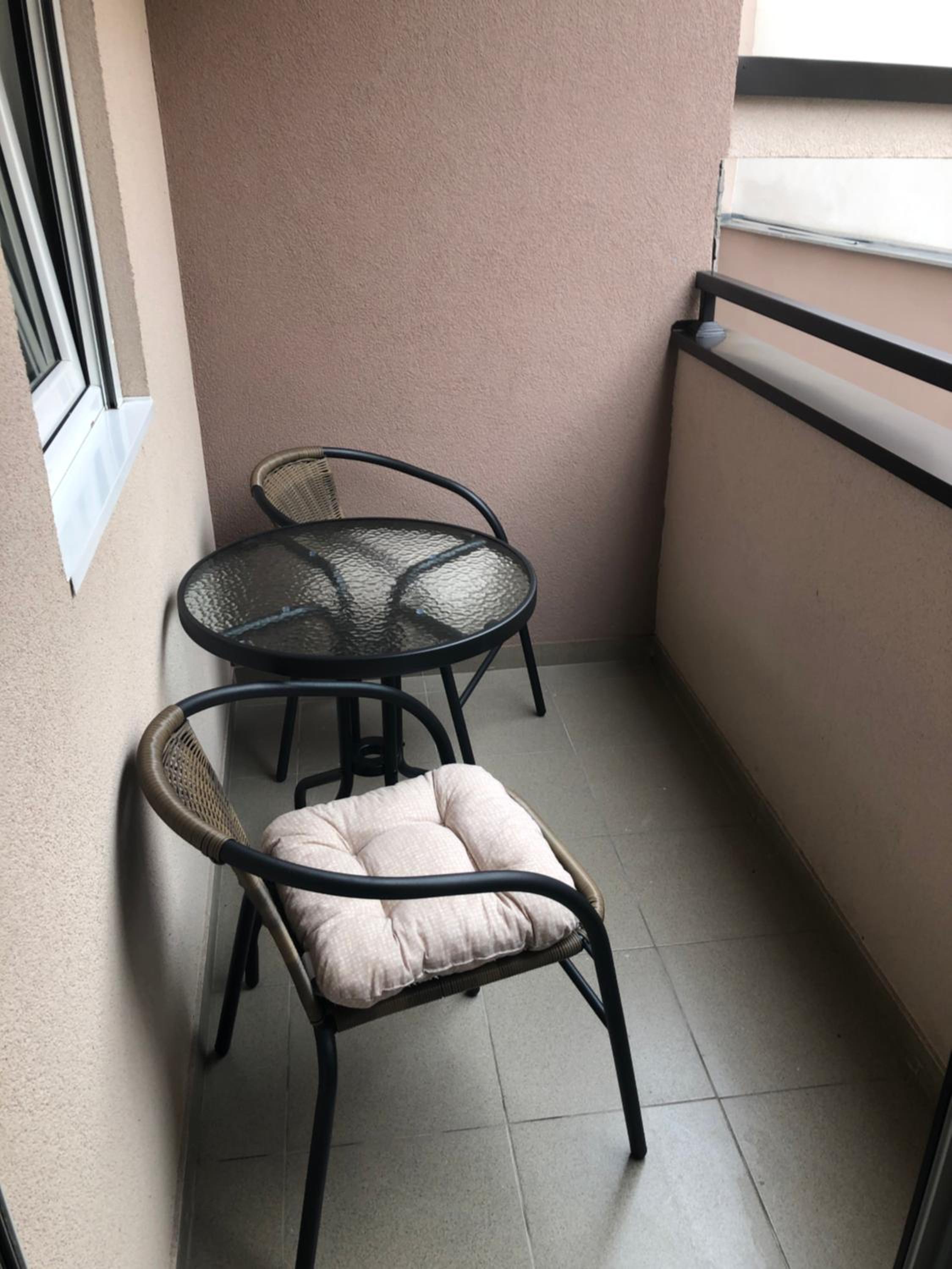 One-Bedroom Apartment photo 3