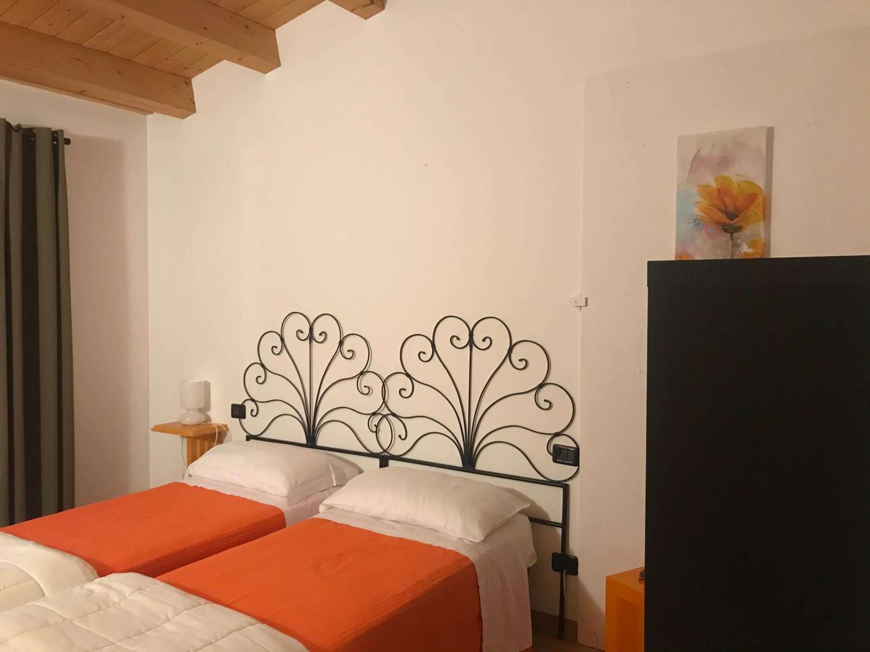 Deluxe Twin Room photo 1