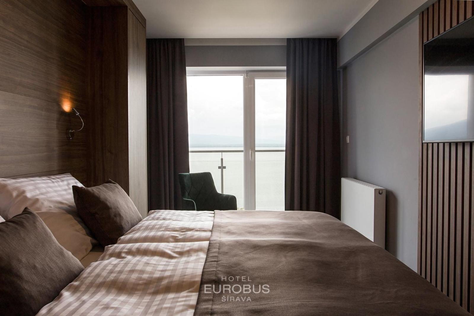 Double Room with Balcony - Photo 12