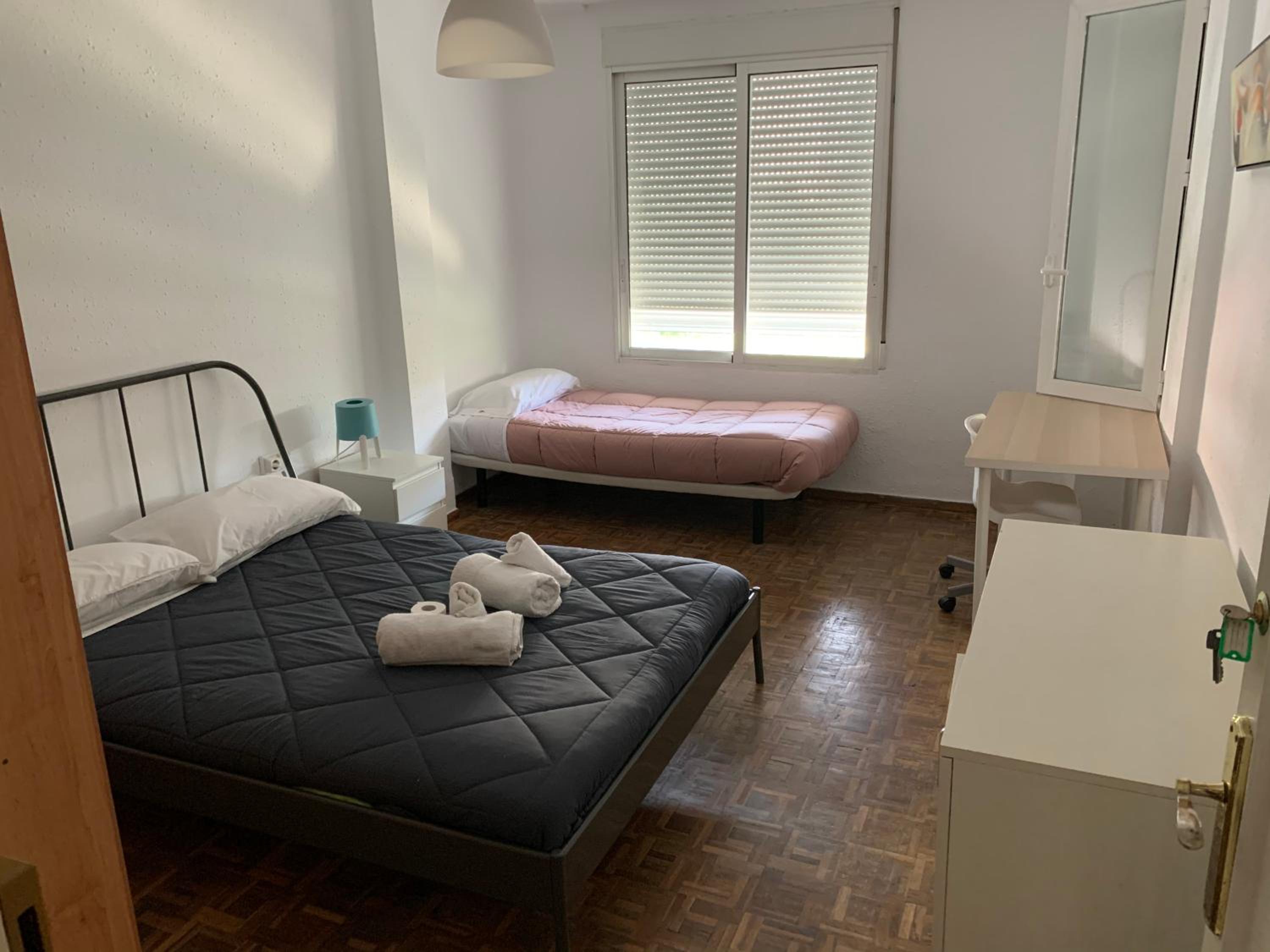 Triple Room with Garden View - Photo 14