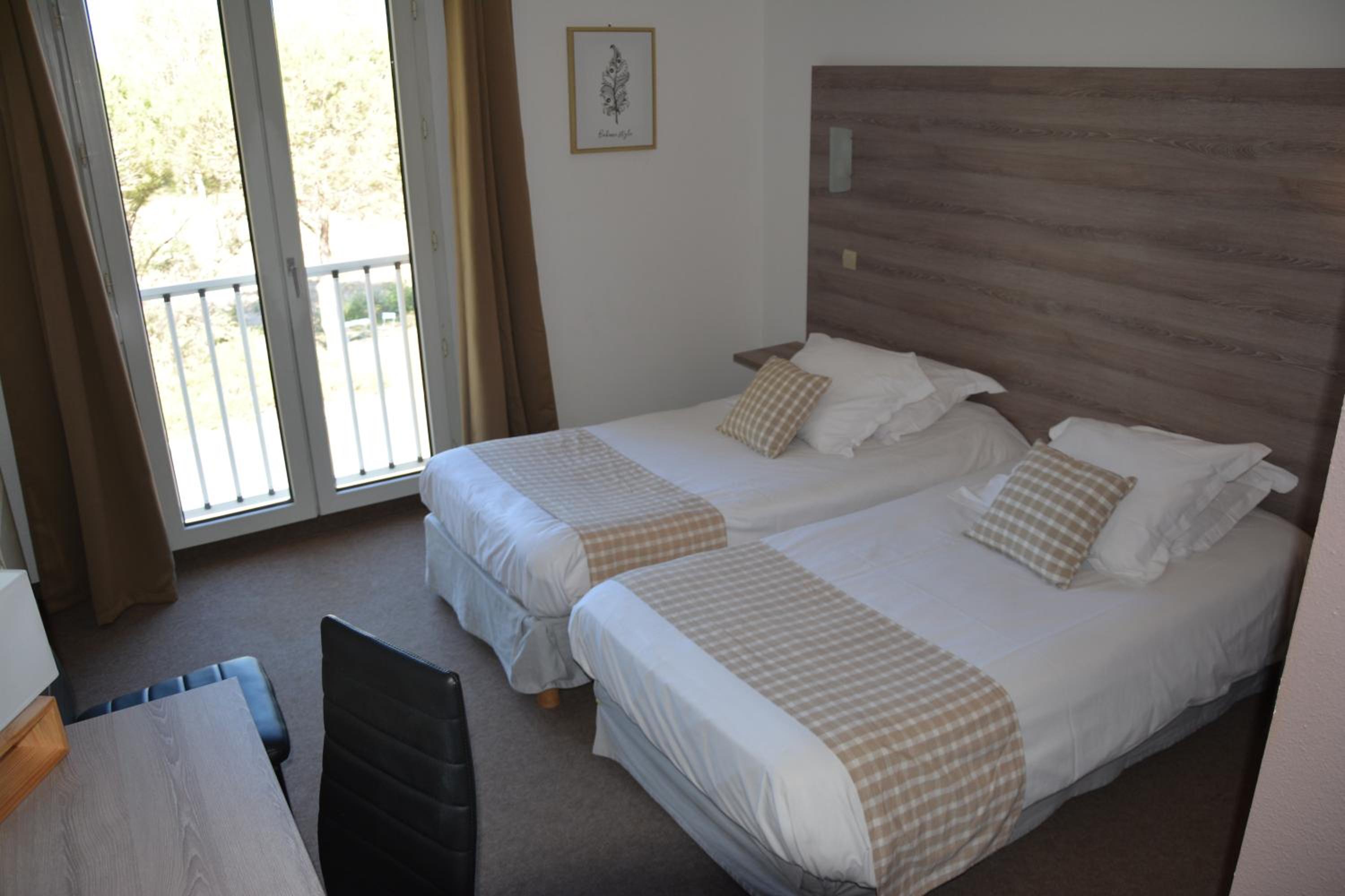 Double or Twin Room photo 1