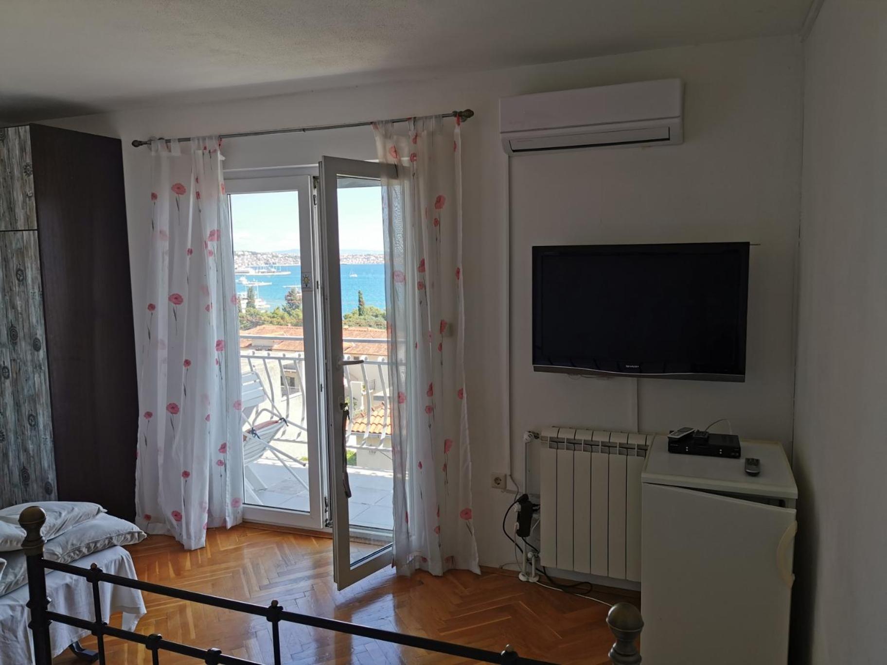 Triple Room with Sea View - Photo 15