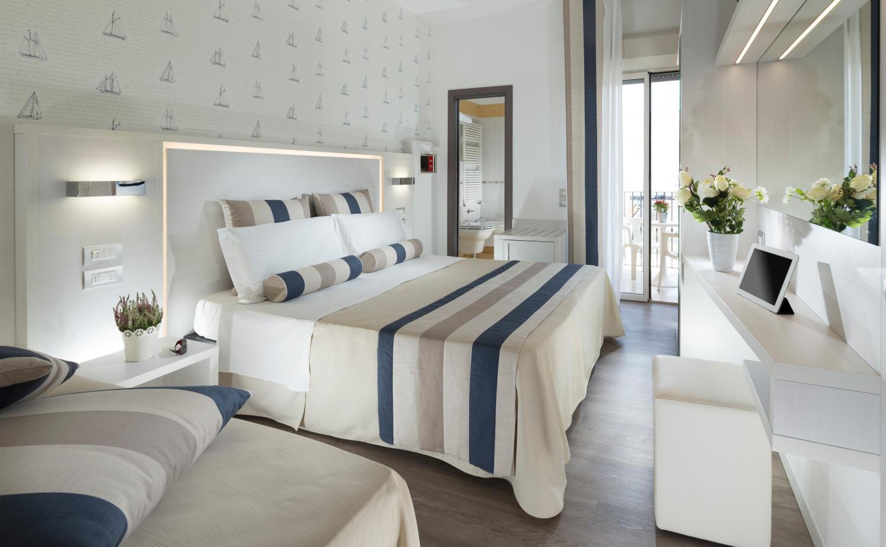 Comfort Triple Room