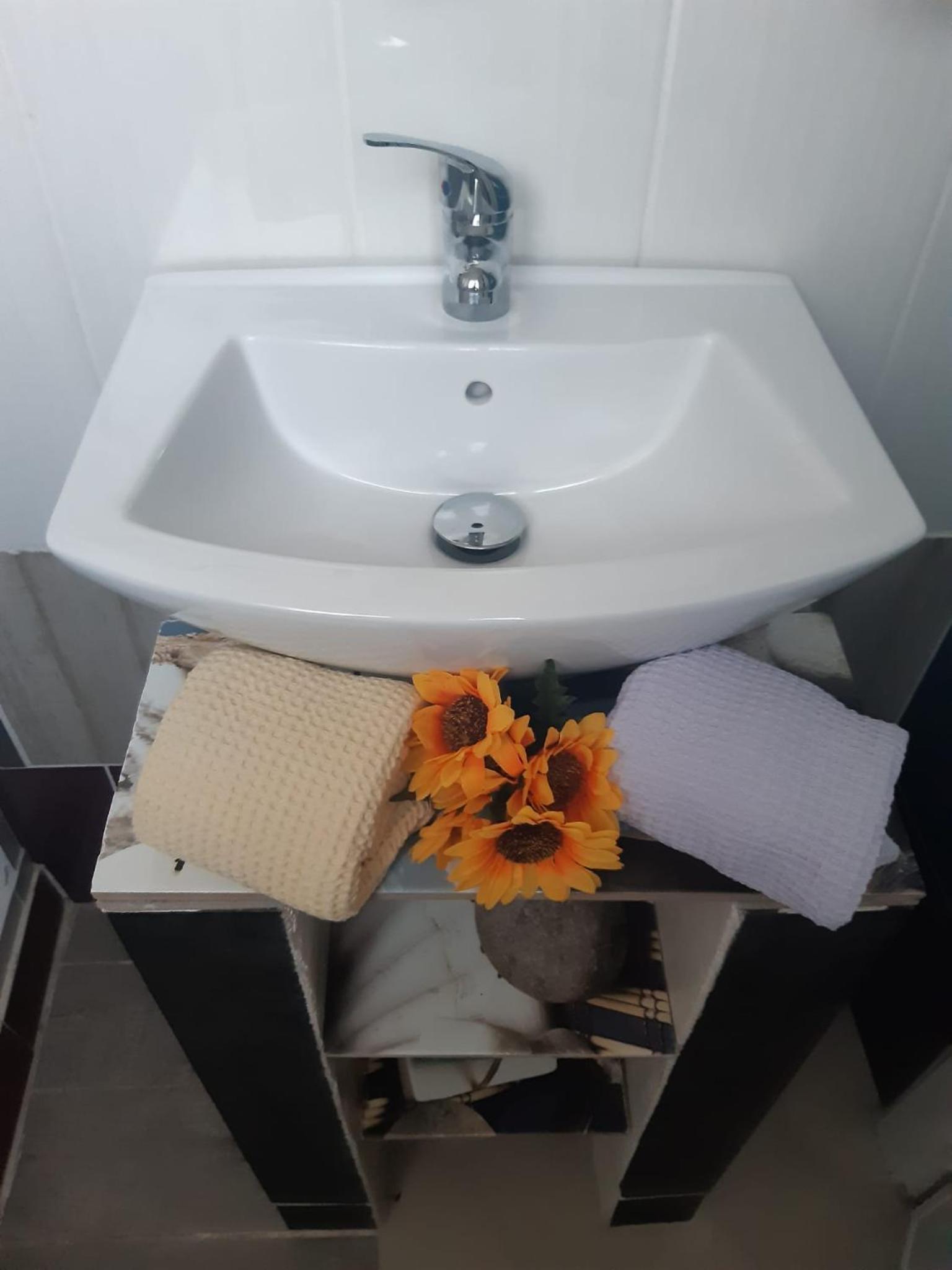 Comfort Triple Room - Photo 9