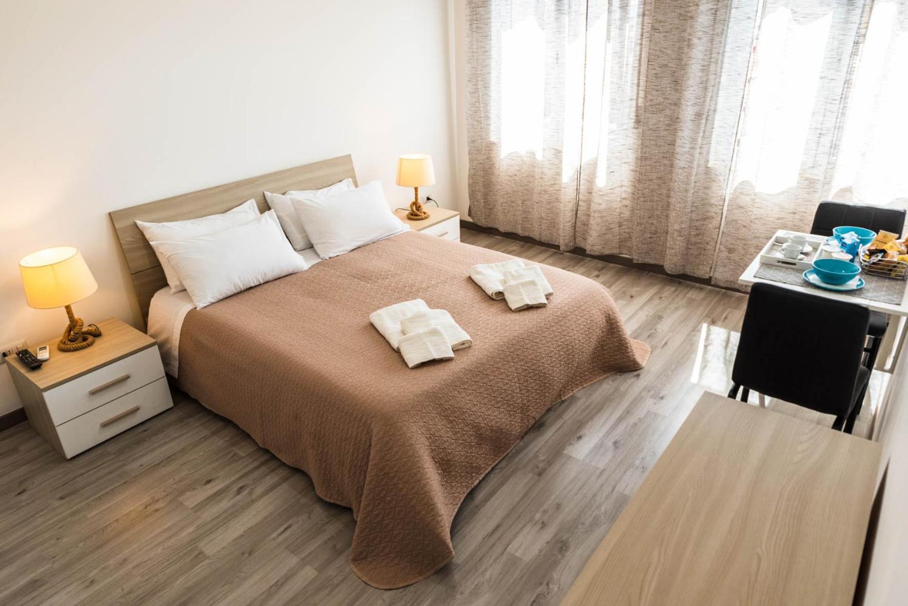 Double Room with Shared Bathroom