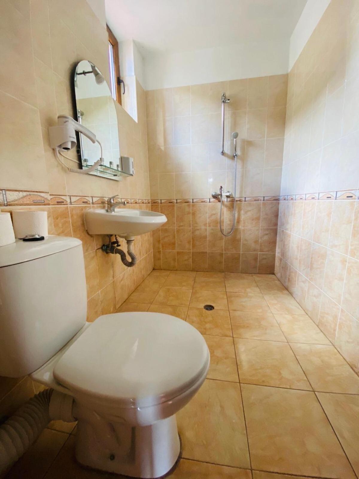 Triple Room with Balcony photo 2