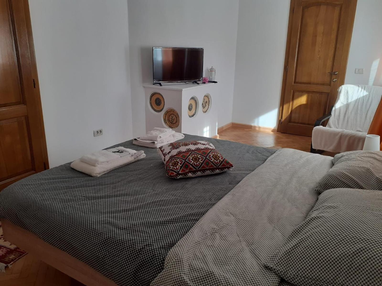 King Room with Mountain View - Photo 8