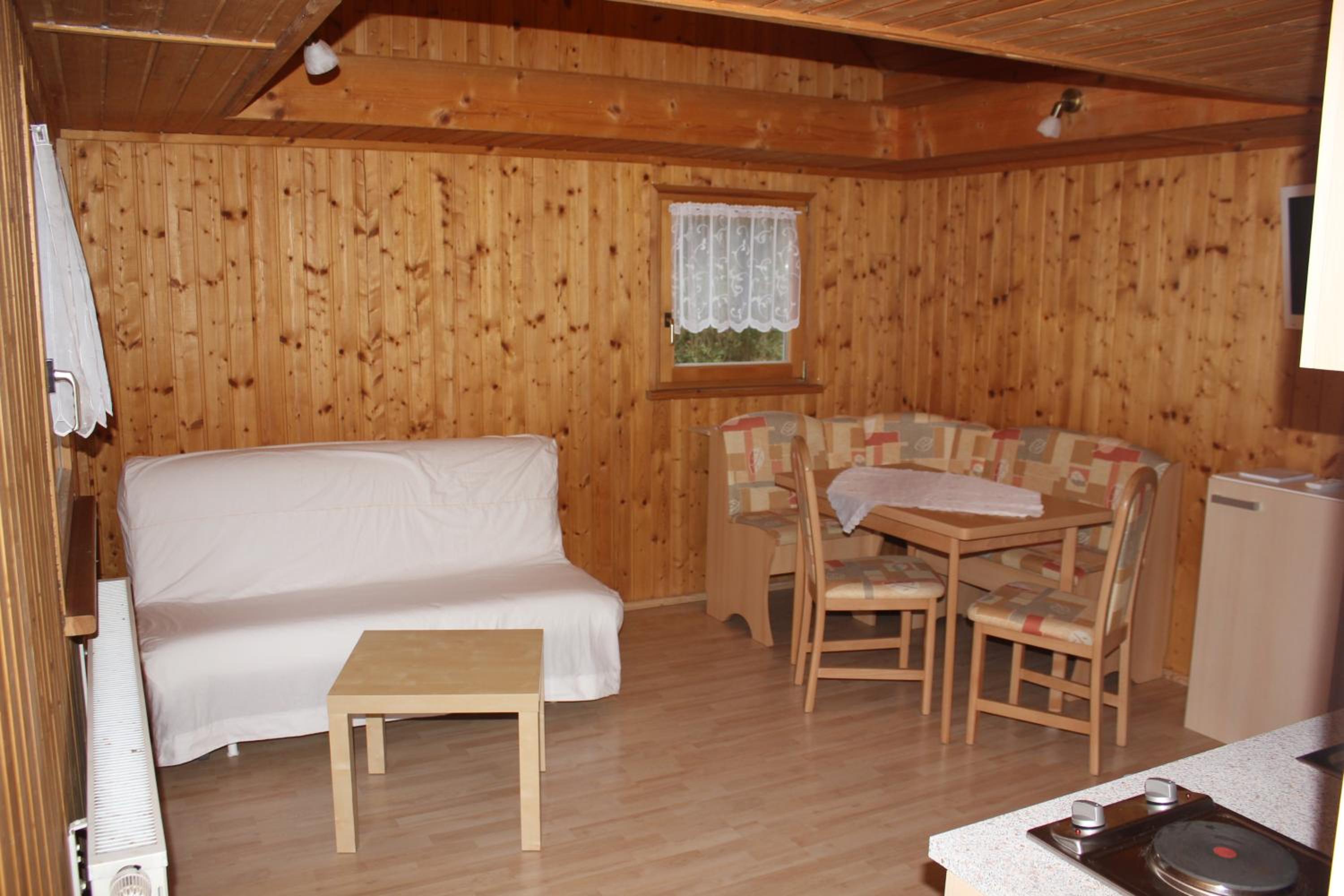 One-Bedroom House photo 1