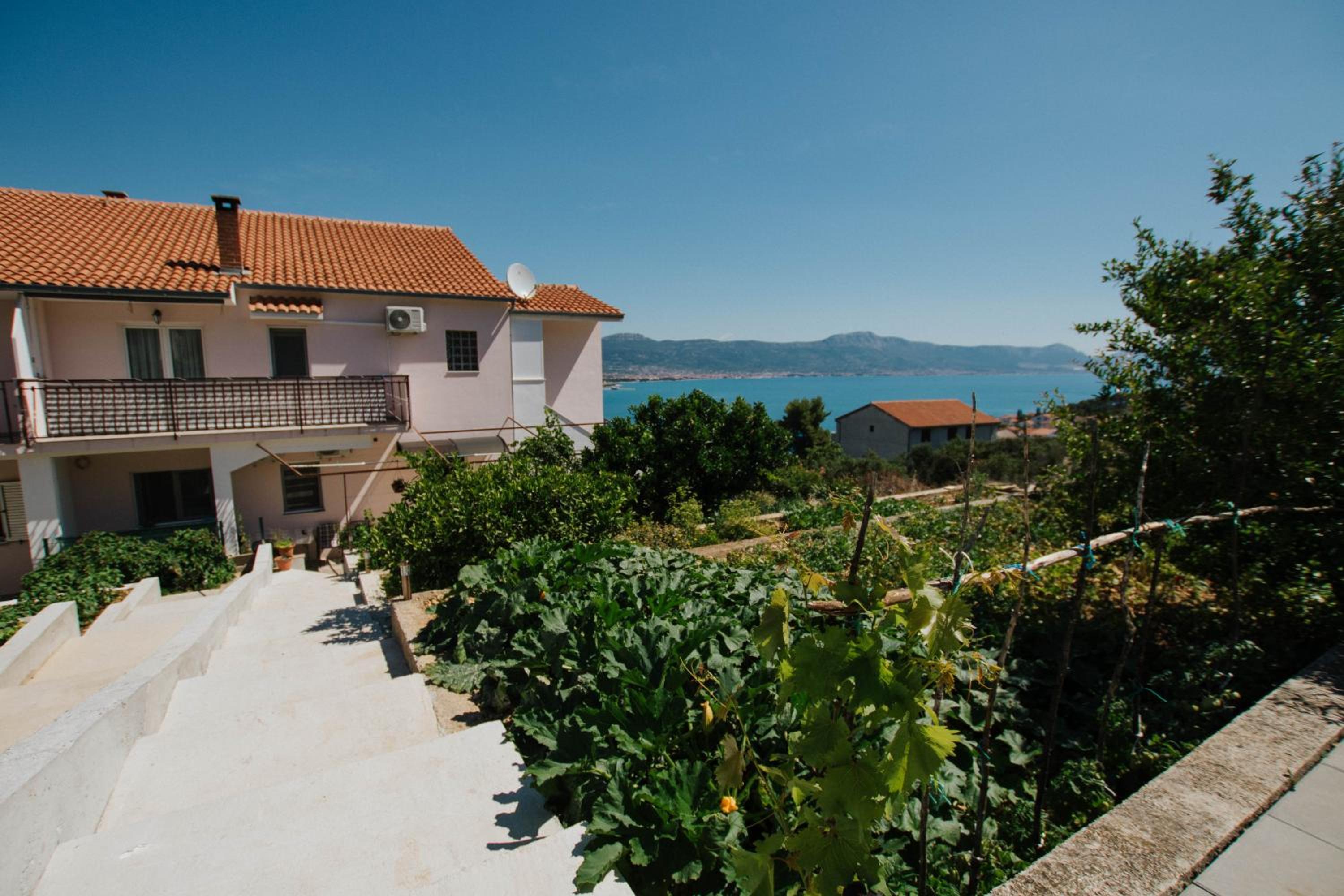 Apartment with Sea View