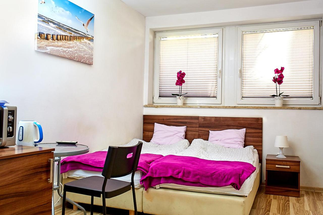 Standard Double Room - Basement