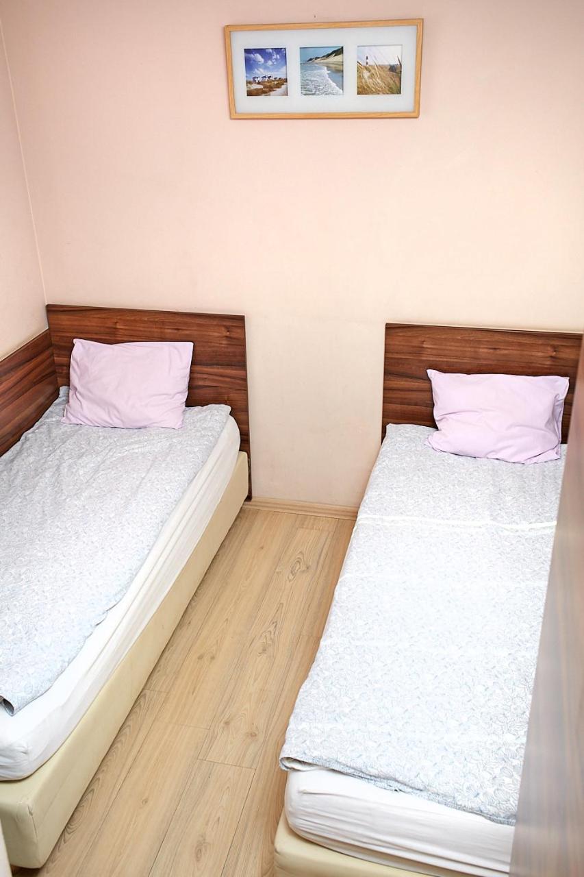 Small Double Room - Basement