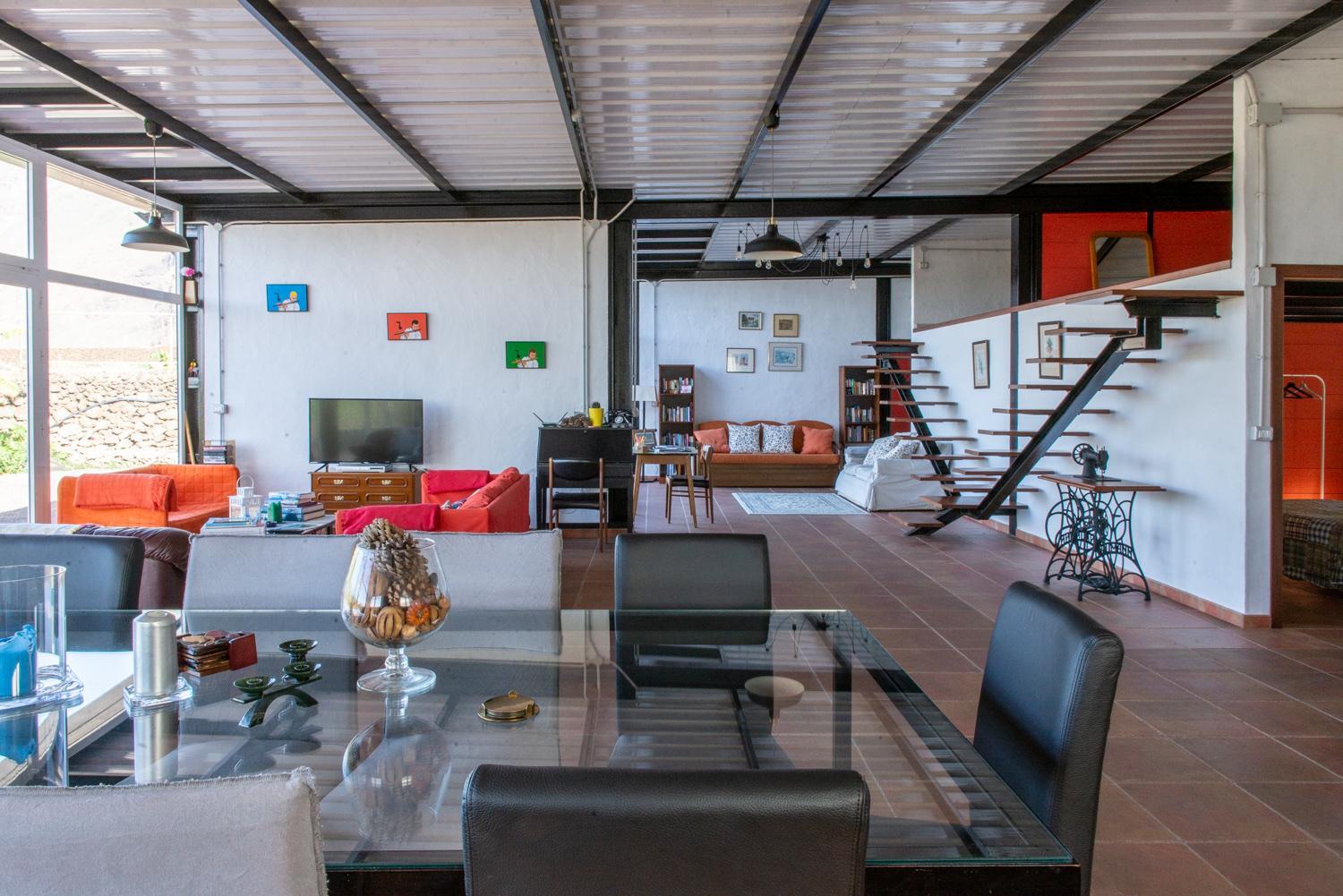 Casa de Seis Habitaciones
