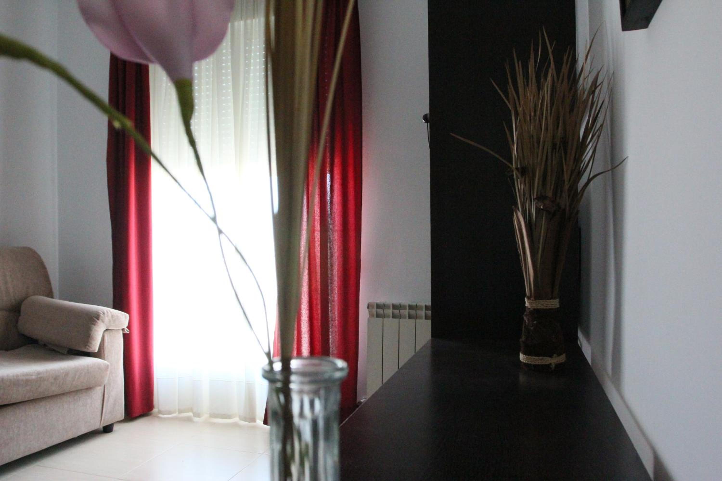 One-Bedroom Apartment - Photo 25