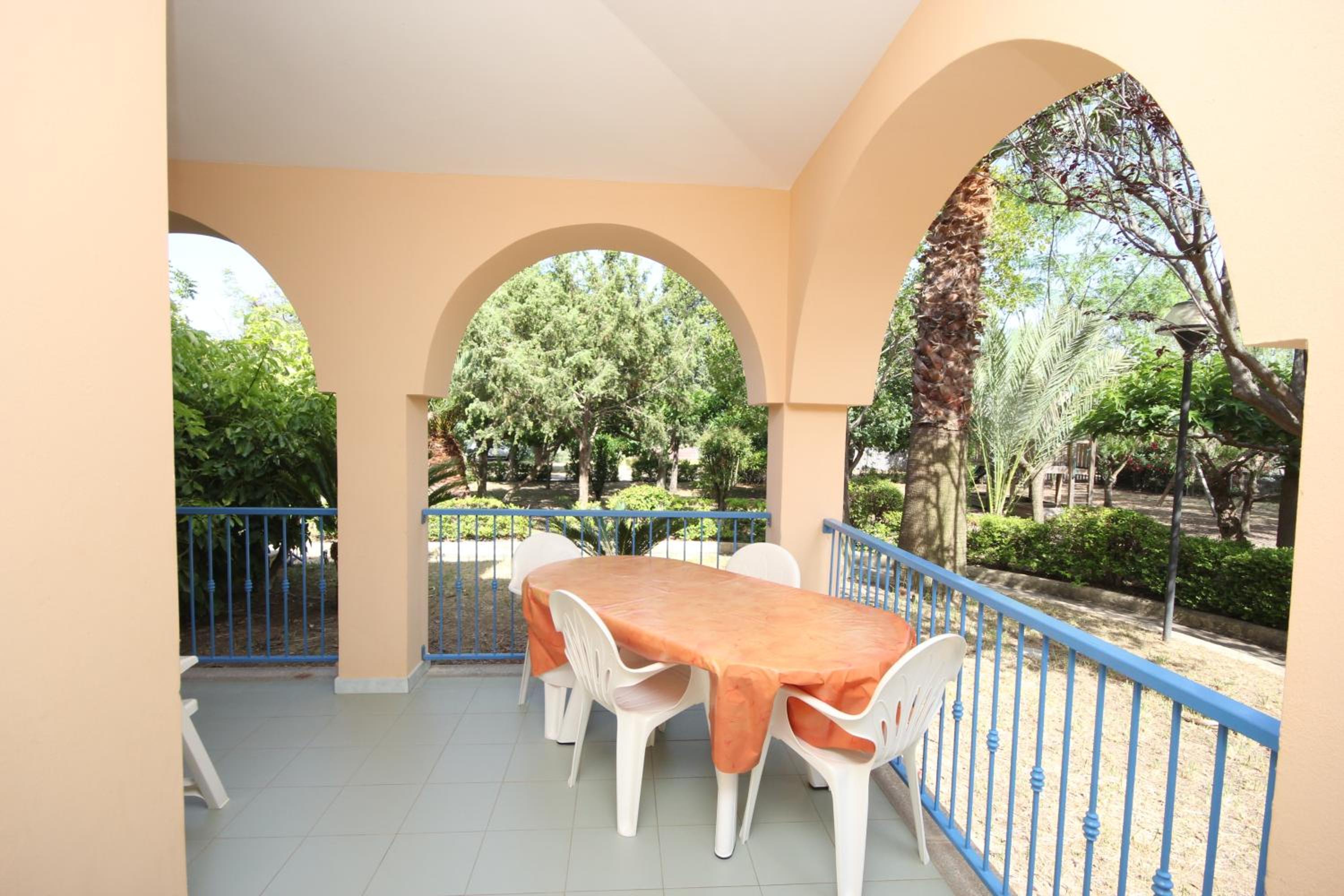Apartment - Ground Floor photo 3