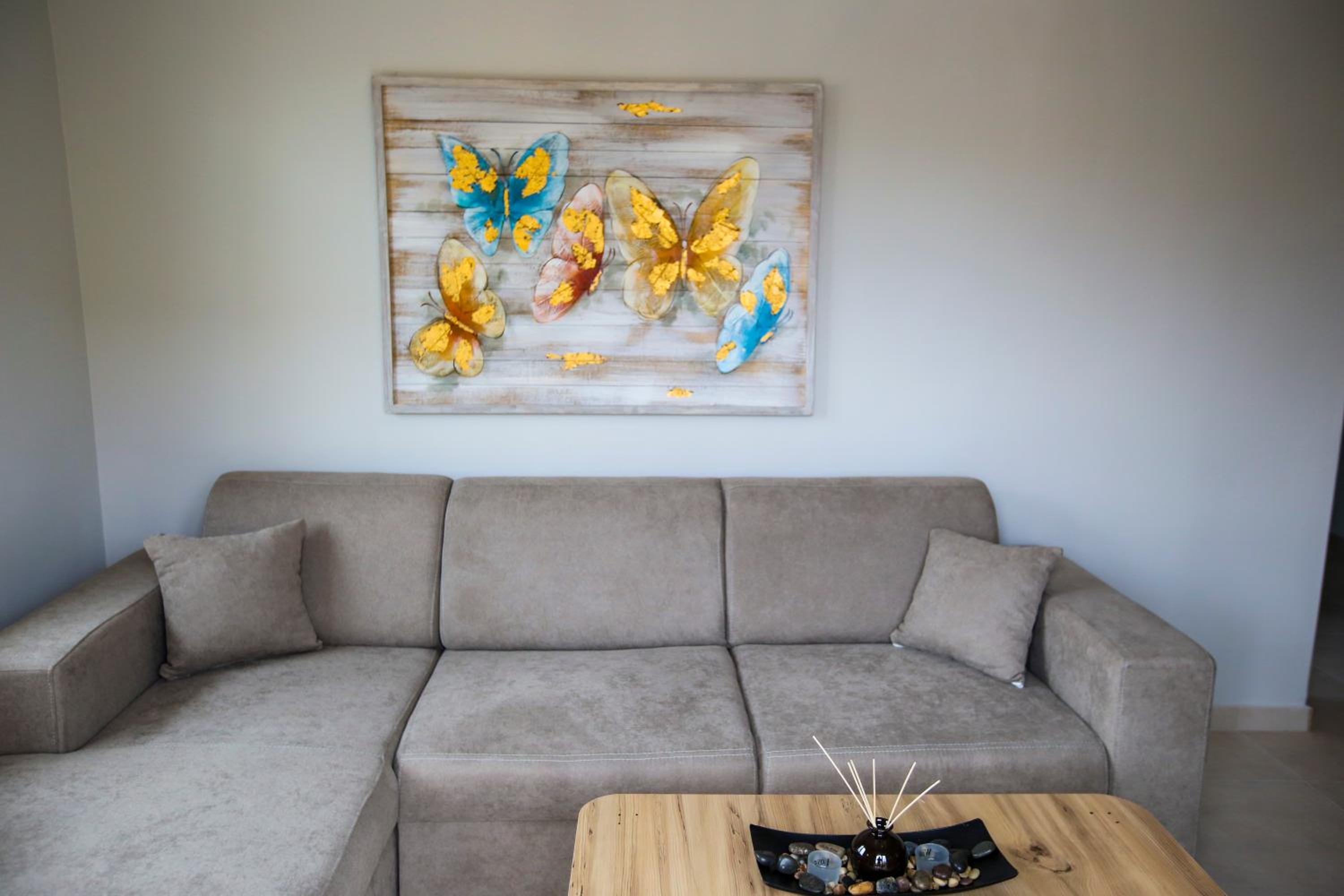 Standard Family Room photo 2