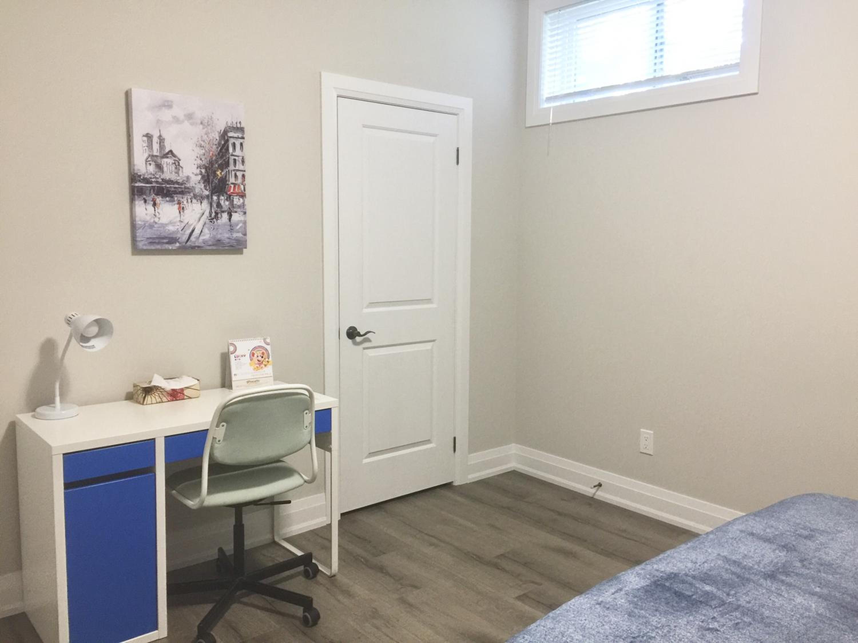 Double Room with Shared Bathroom photo 2