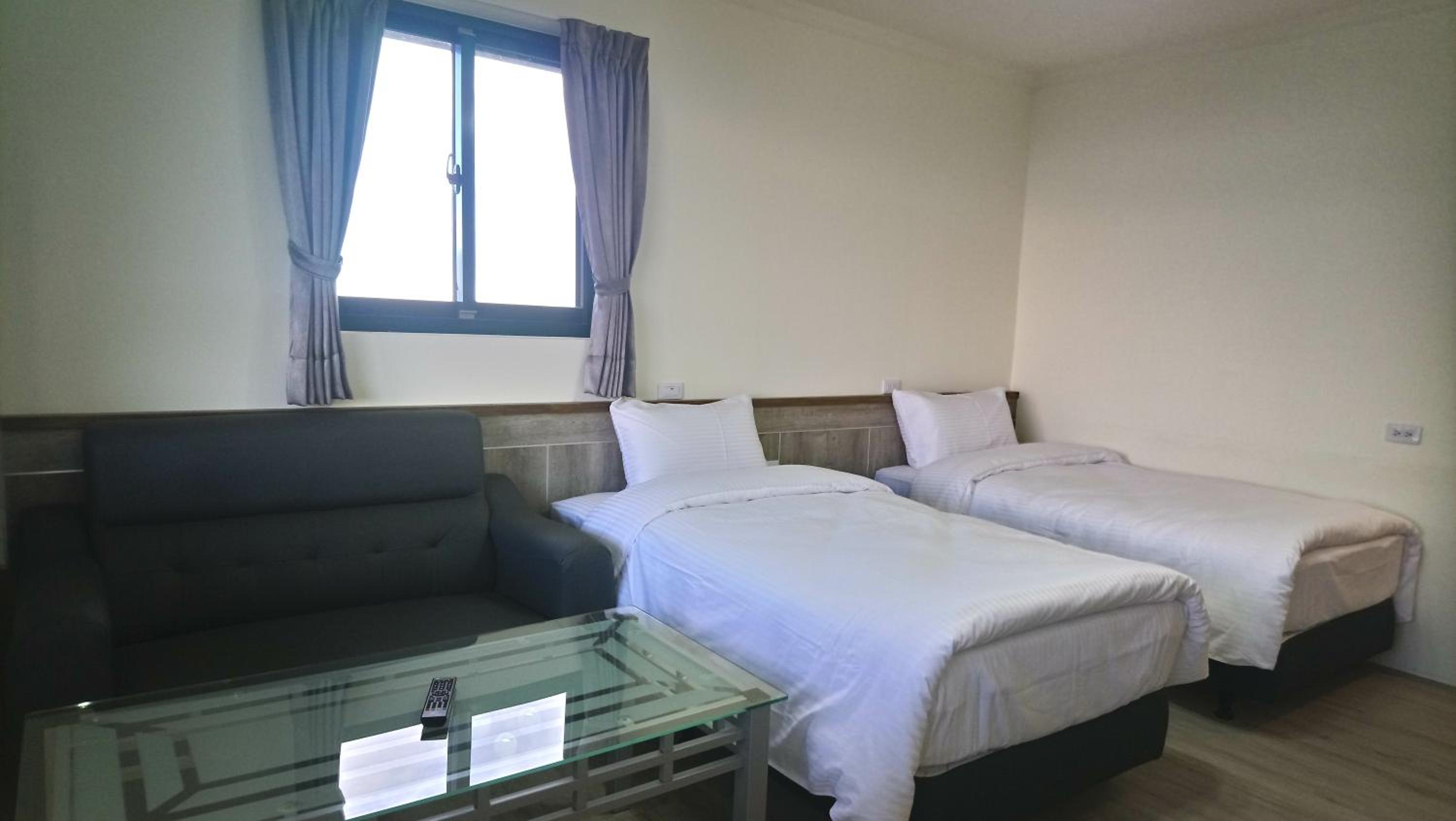 Double or Twin Room photo 3