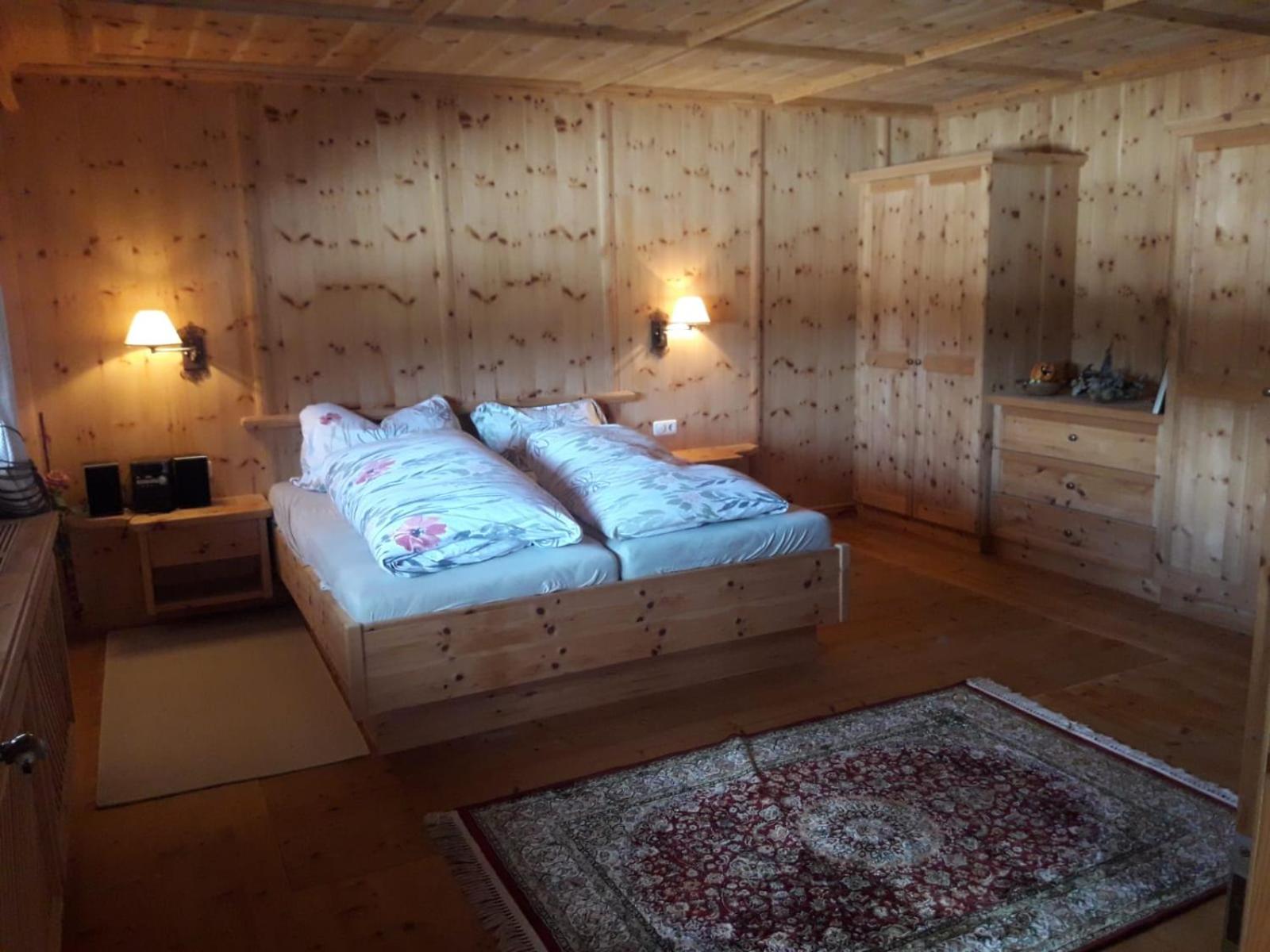 Apartment with Terrace - Photo 6