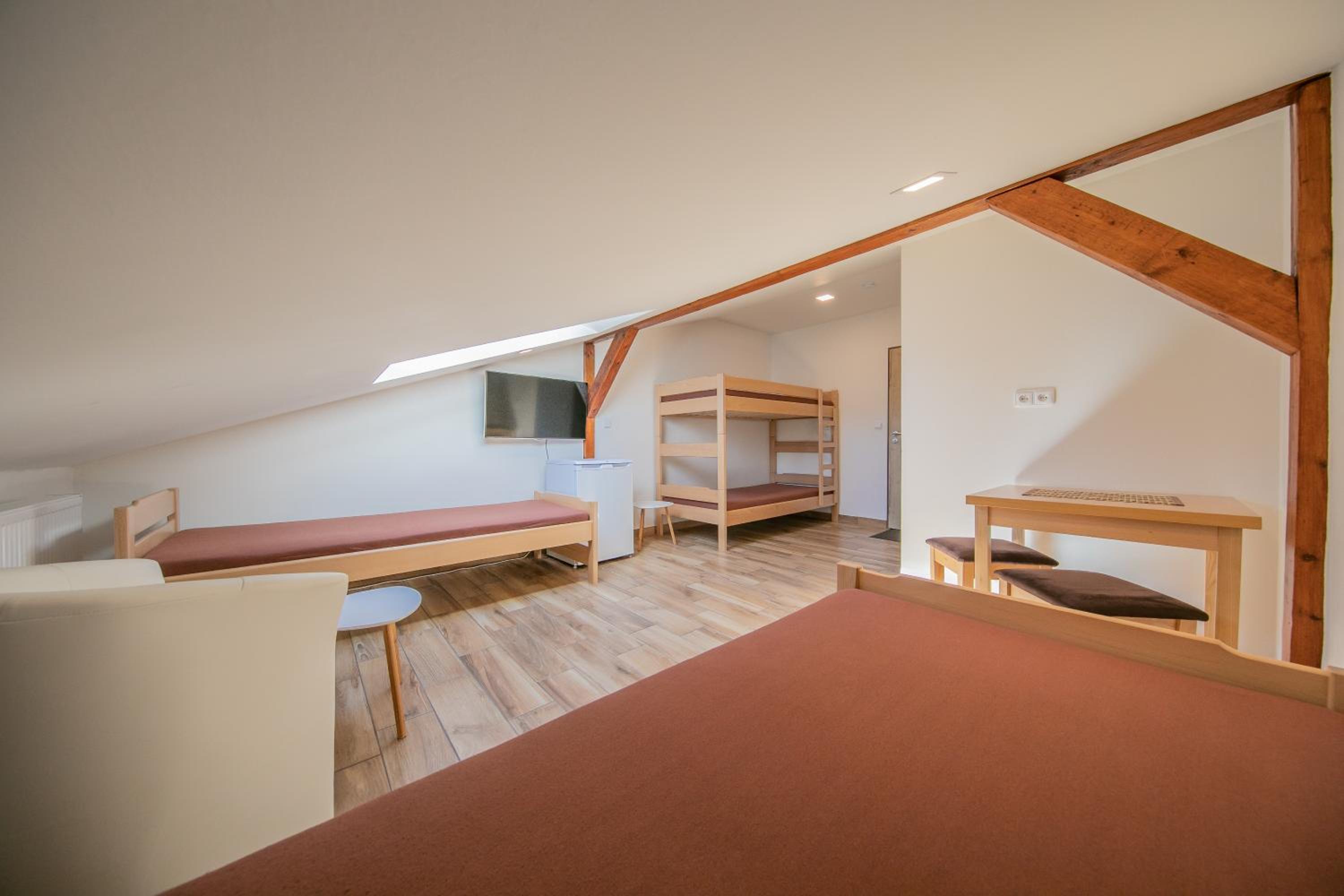 Quadruple Room with Mountain View photo 3