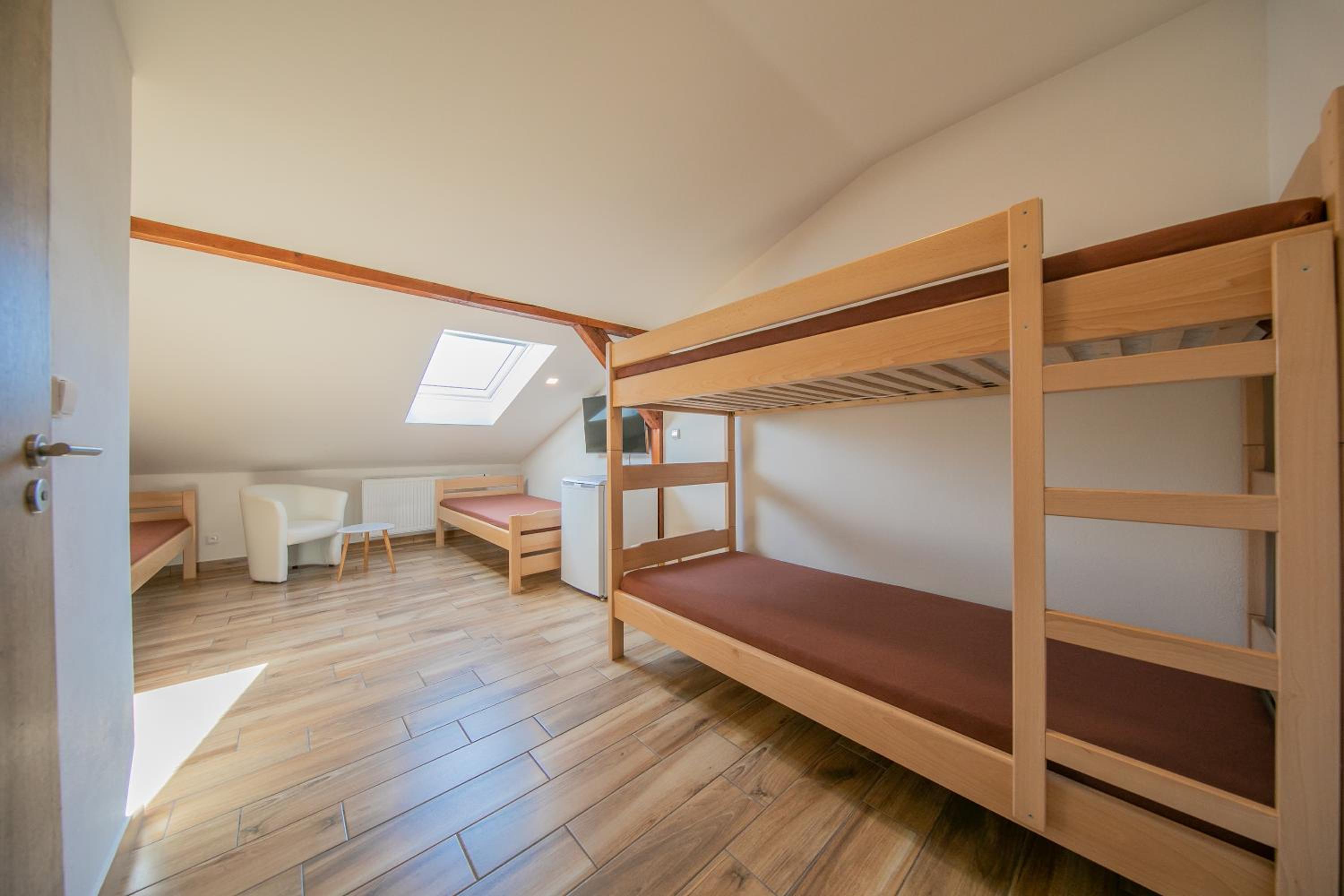 Quadruple Room with Mountain View photo 2