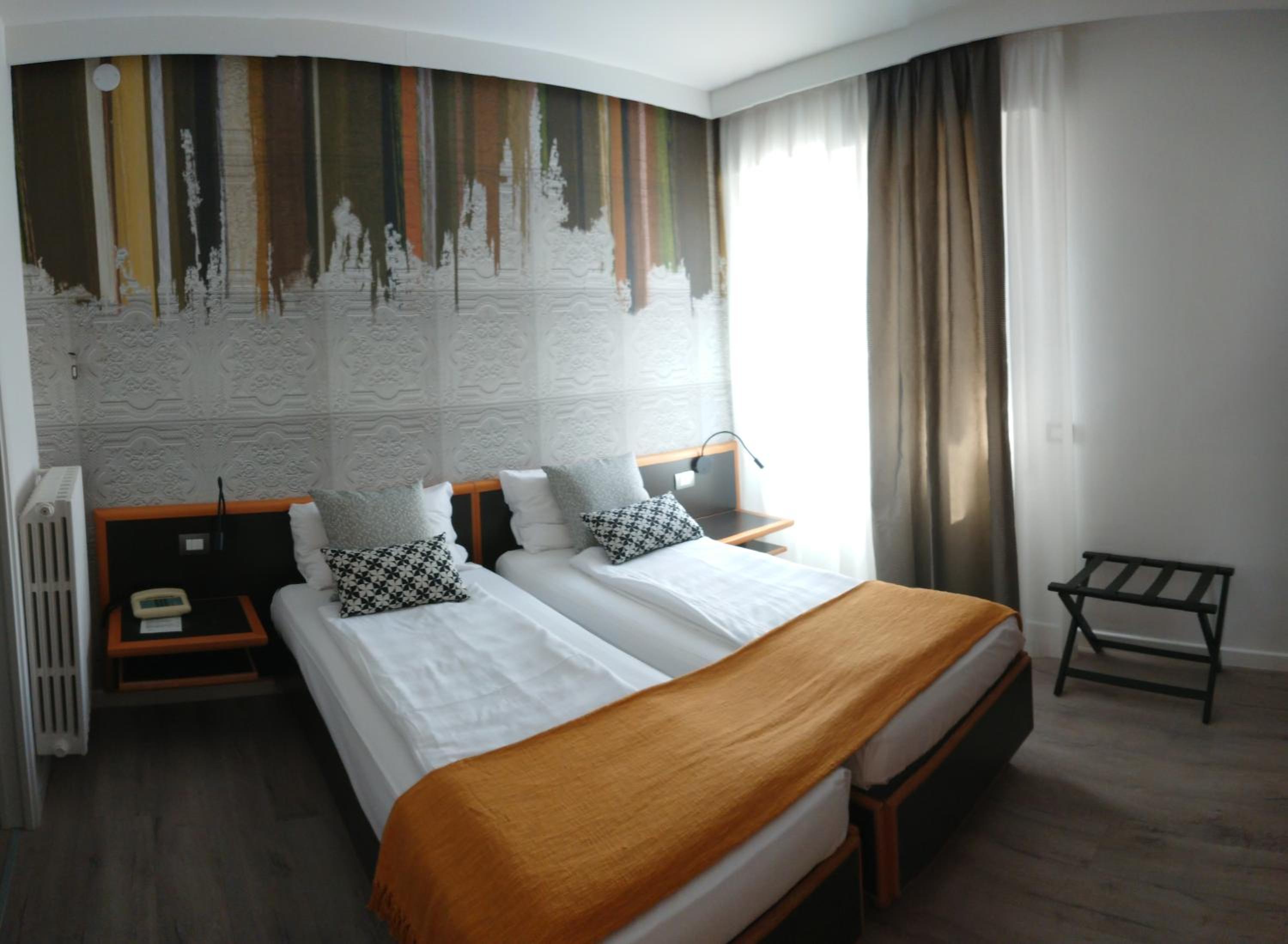 Double Room - Photo 4