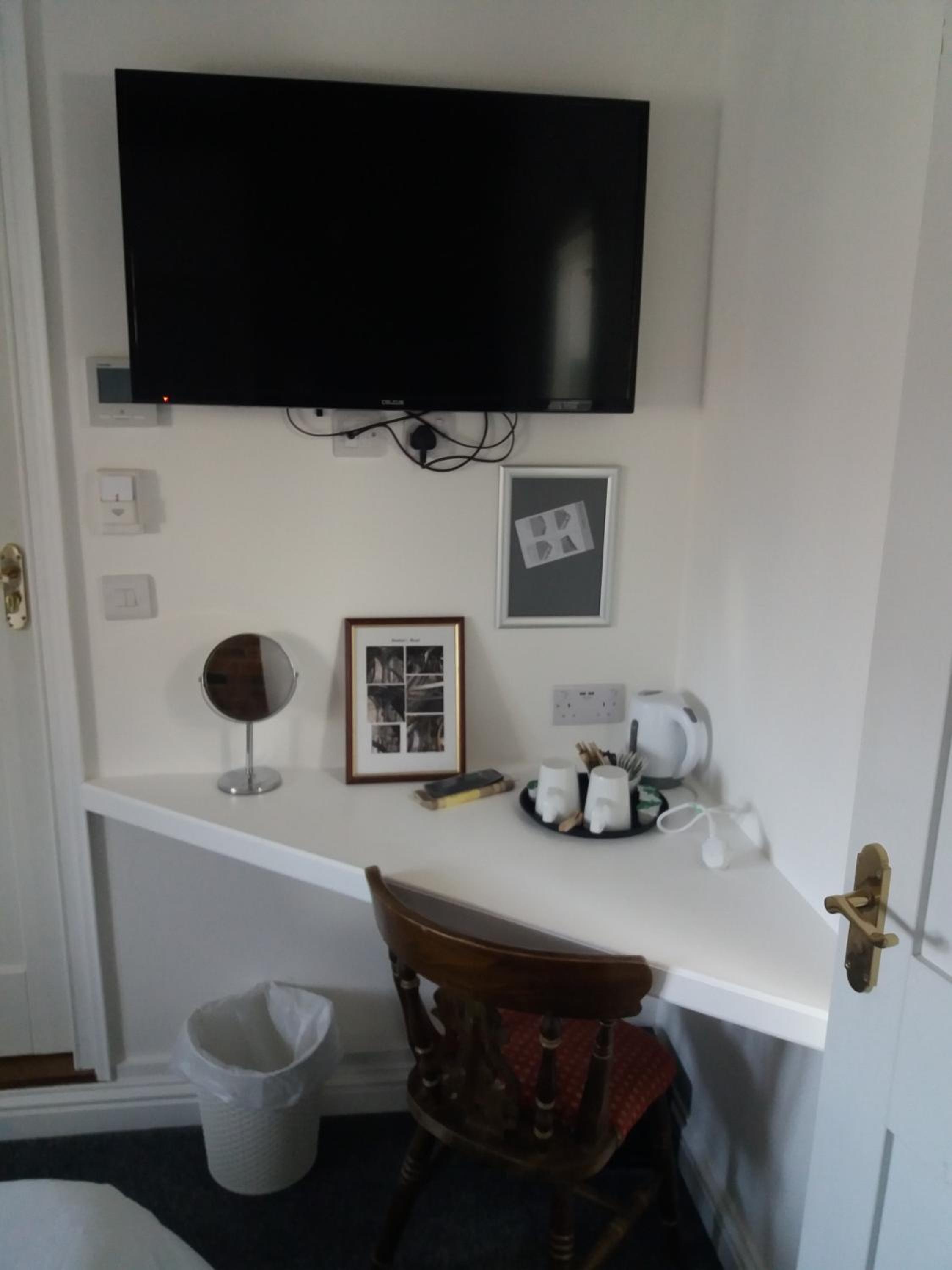 Deluxe Twin Room photo 1