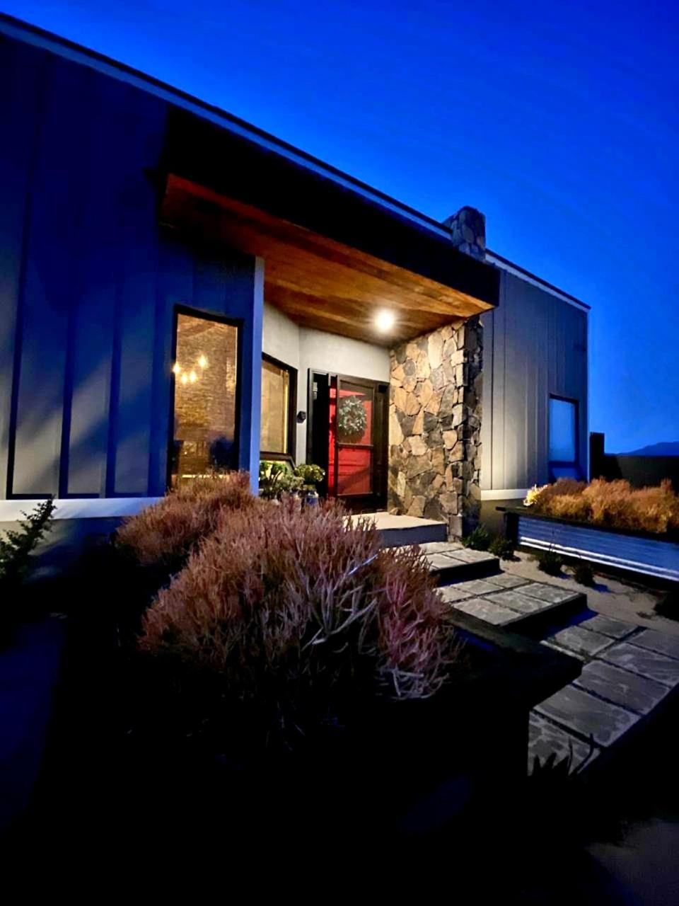 Two-Bedroom House - Photo 71