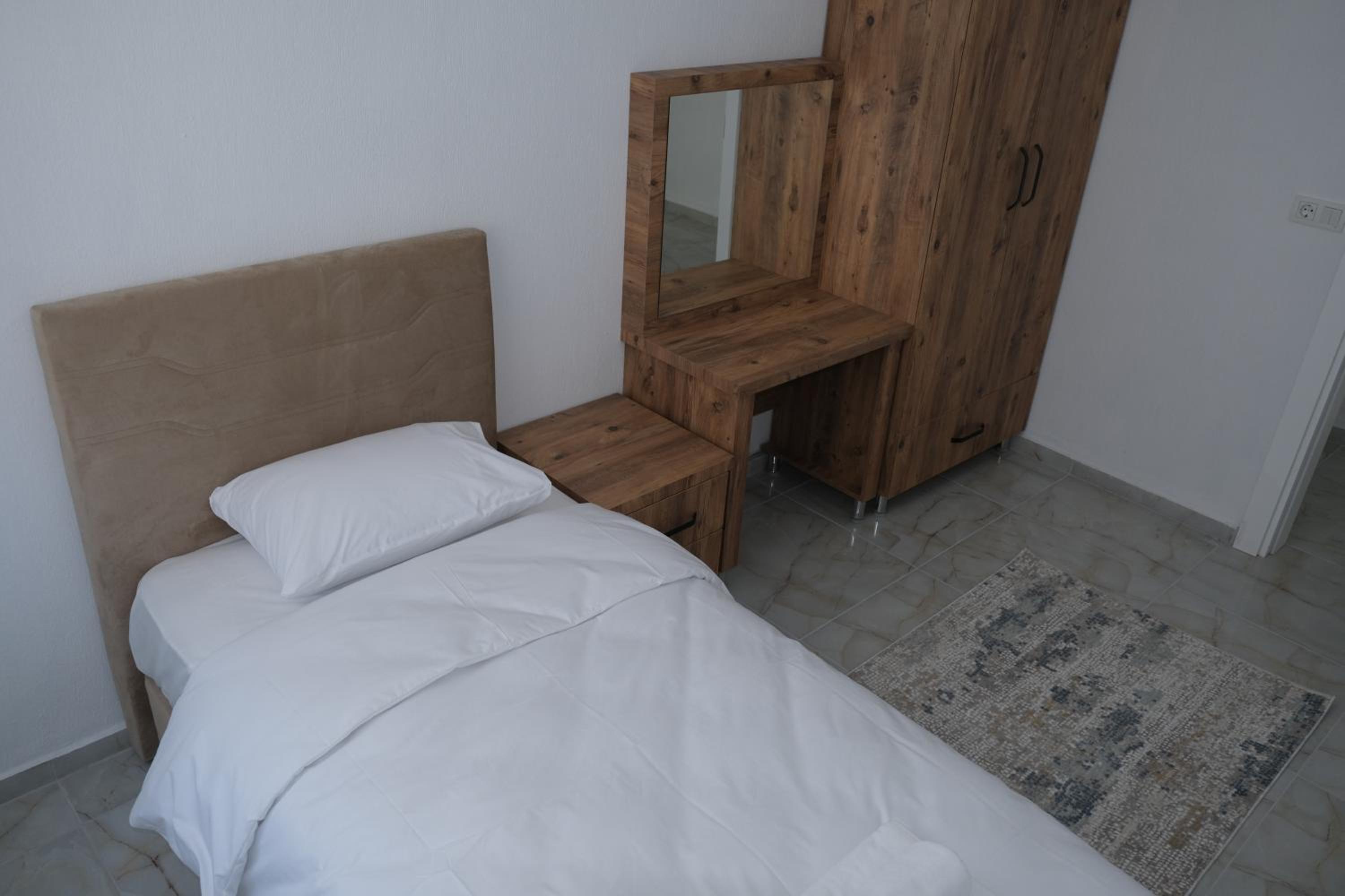 Deluxe Apartment - Photo 2